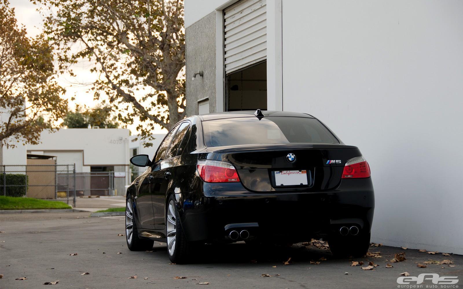 Bmw E60 Wallpaper 35 Group Wallpapers M5 Hd - Bmw M5 E60 Spacers , HD Wallpaper & Backgrounds