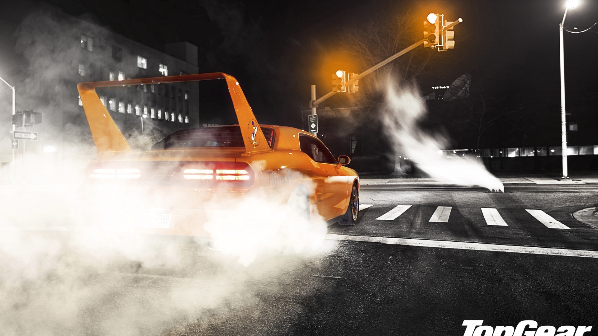 Light Cars Roads Dodge Challenger Burnout Wallpaper - Hpp Superbird , HD Wallpaper & Backgrounds