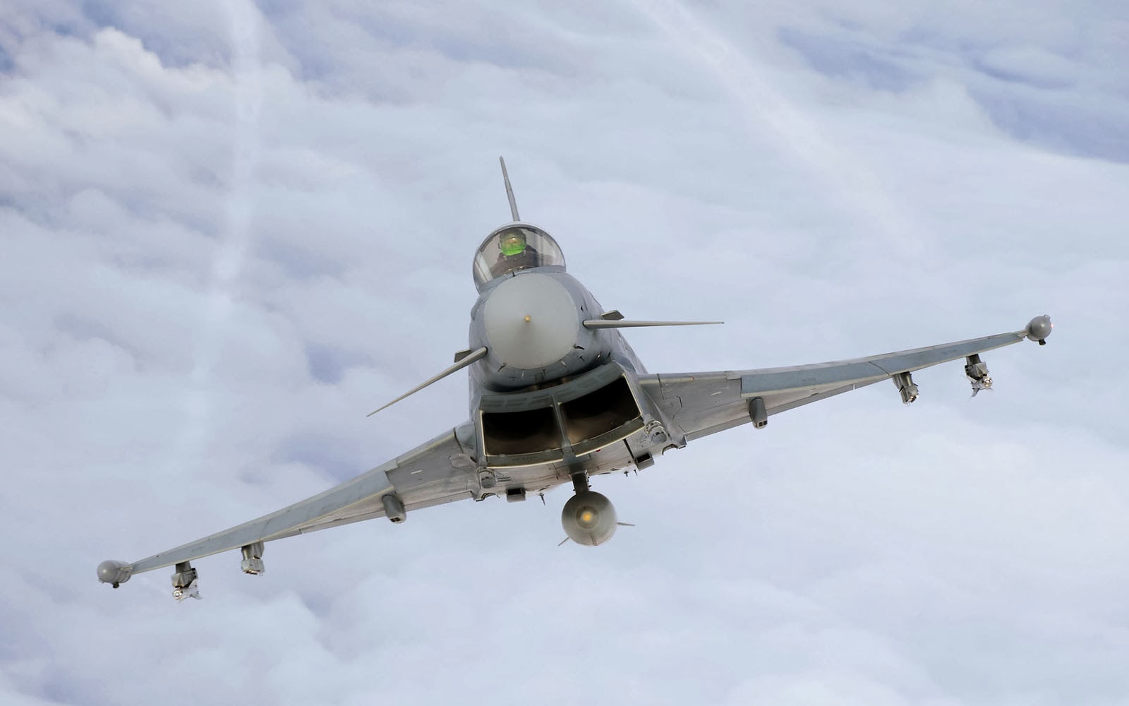Modern Hd Wallpaper Photo - Eurofighter Typhoon Hd , HD Wallpaper & Backgrounds