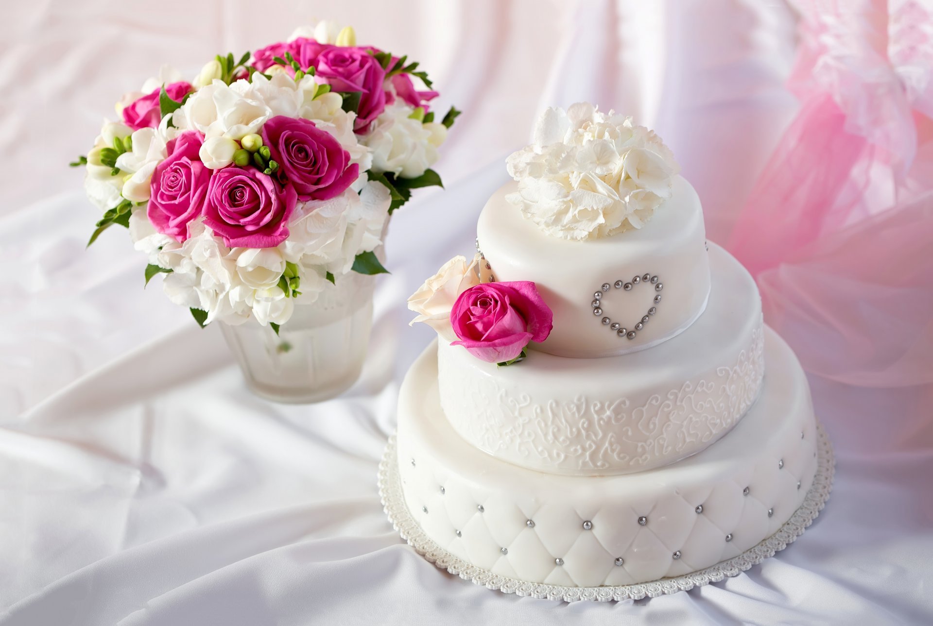 4k Wedding Cakes Wallpapers - Happy Birthday Cake Flowers , HD Wallpaper & Backgrounds