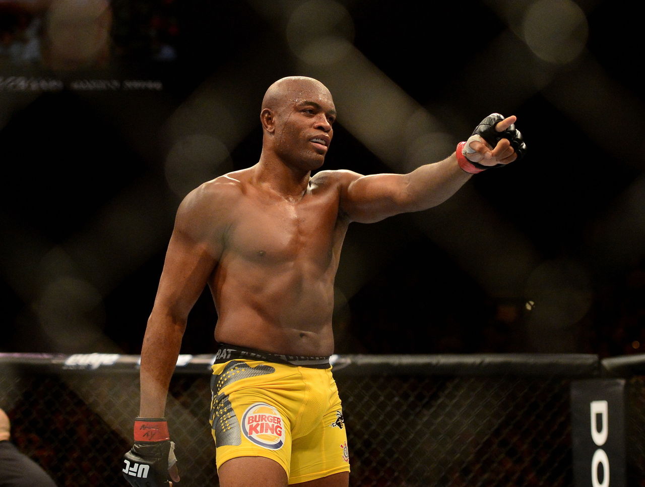 Anderson Silva's Open Workout - Anderson Silva Next Fight , HD Wallpaper & Backgrounds