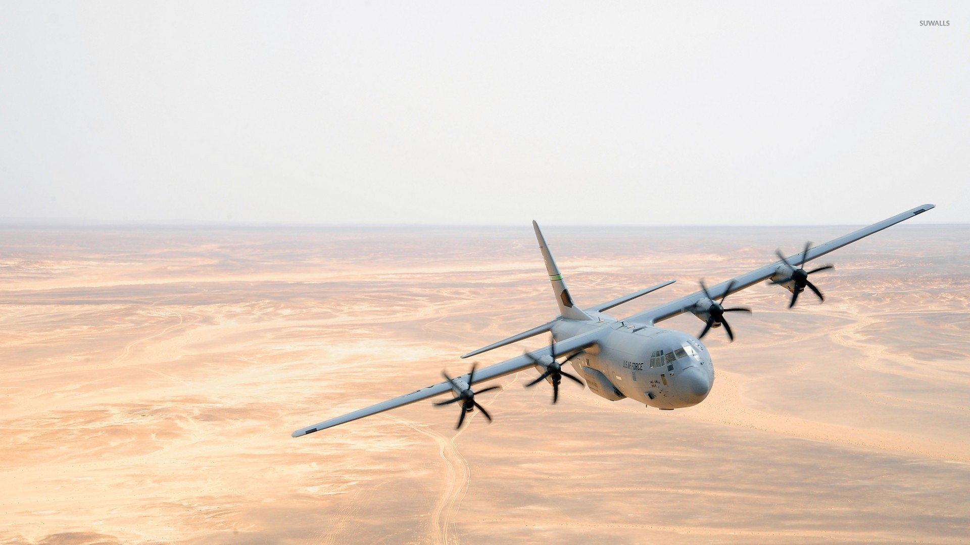 Lockheed Martin C-130j Super Hercules In The Sky Wallpaper - C 130j , HD Wallpaper & Backgrounds