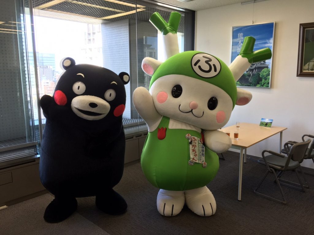 “kumamon” First Met “fukkachan” When He Visited Fukaya - Mascot , HD Wallpaper & Backgrounds