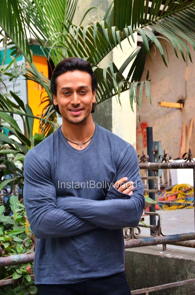 Tiger Shroff Photo 2016 , HD Wallpaper & Backgrounds