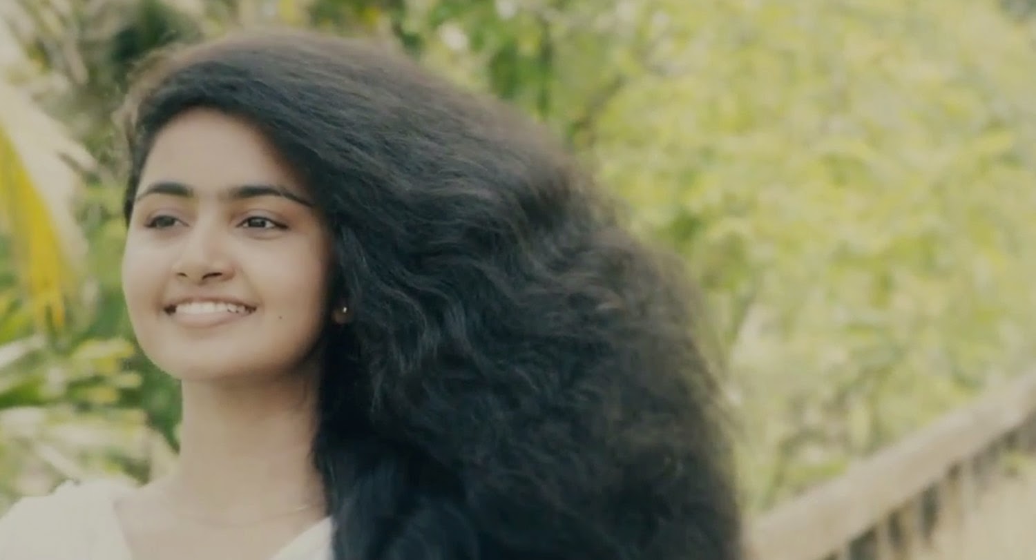 Anupama Parameswaran Wiki - Anupama Parameswaran In Premam Malayalam , HD Wallpaper & Backgrounds