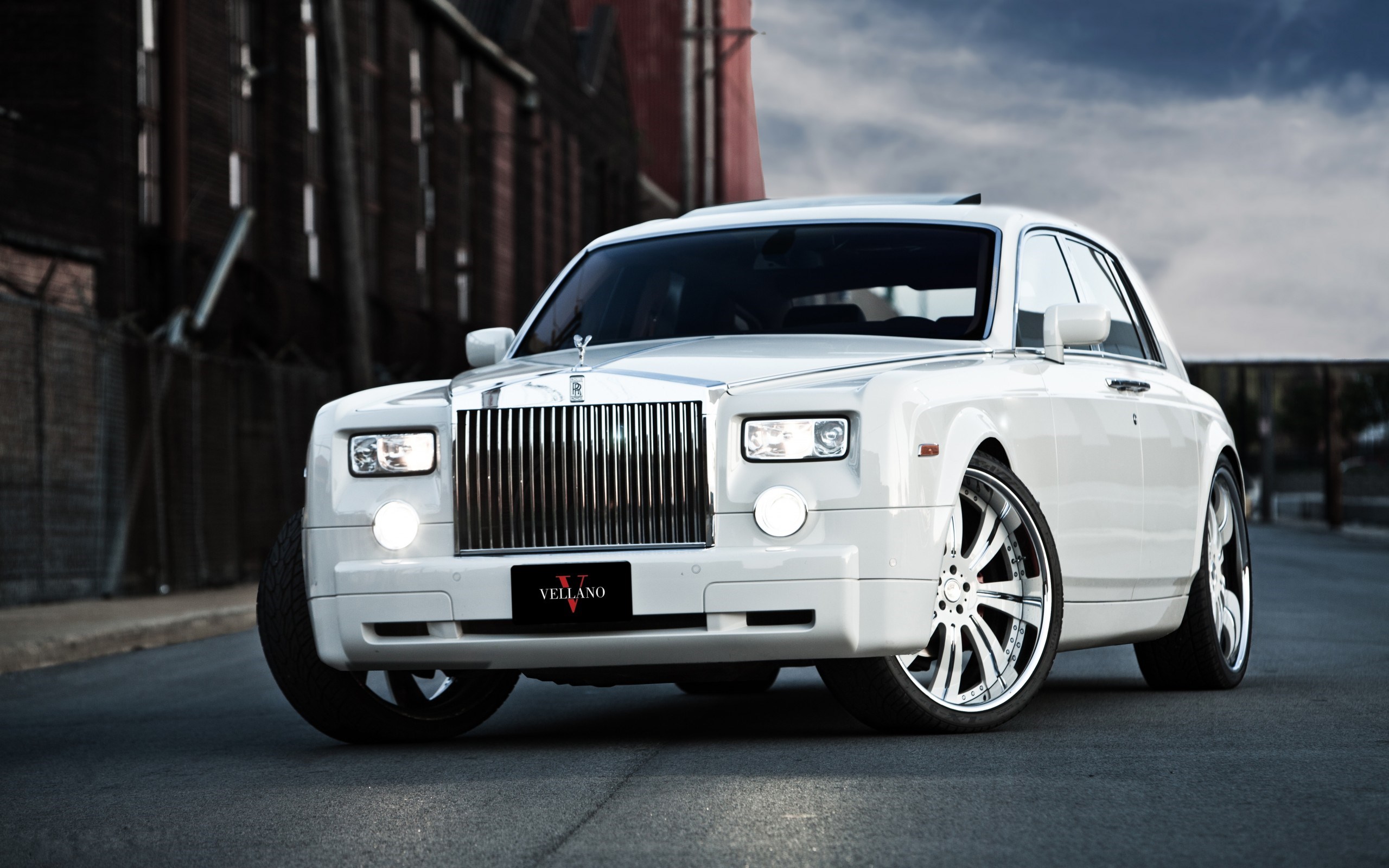 Download - Rolls Royce White Hd , HD Wallpaper & Backgrounds