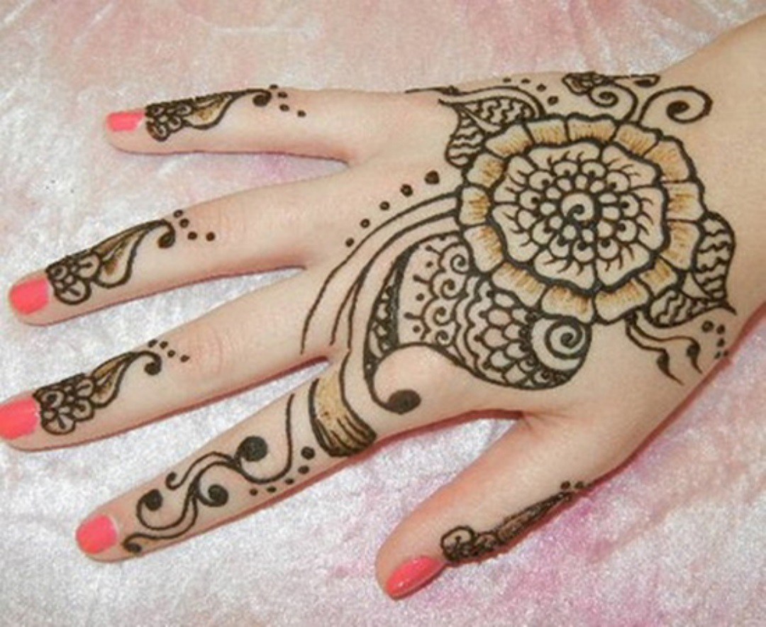 Mehendi Wallpaper - Simple Mehndi Beautiful Design , HD Wallpaper & Backgrounds