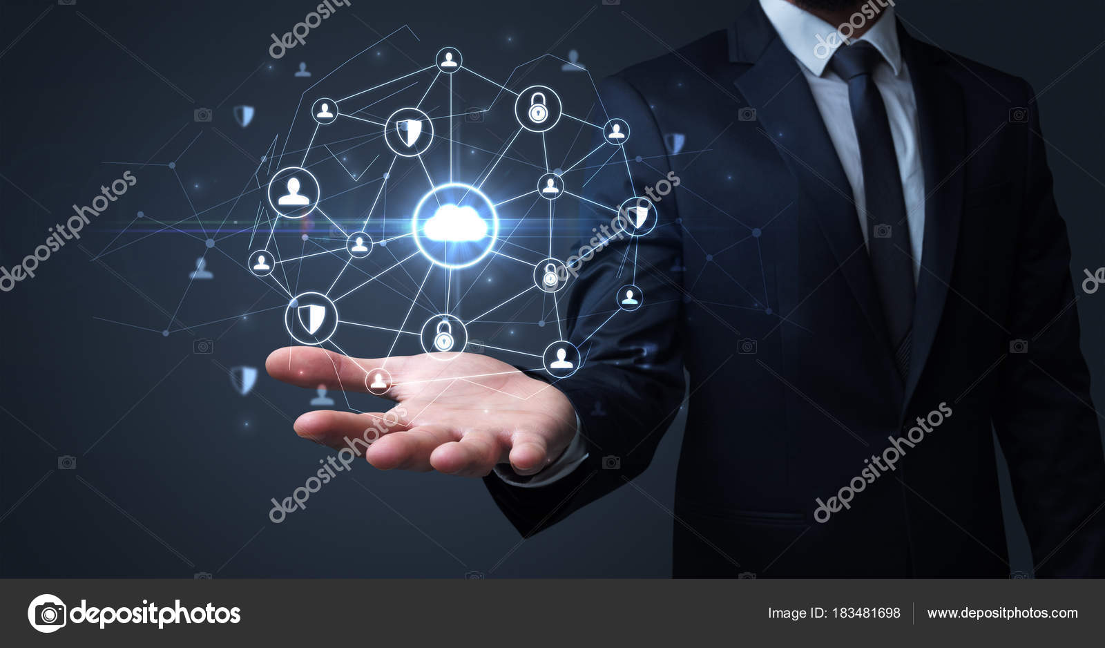 Businessman Holding Networking Connection Concept With - Fond D Écran Businessman , HD Wallpaper & Backgrounds