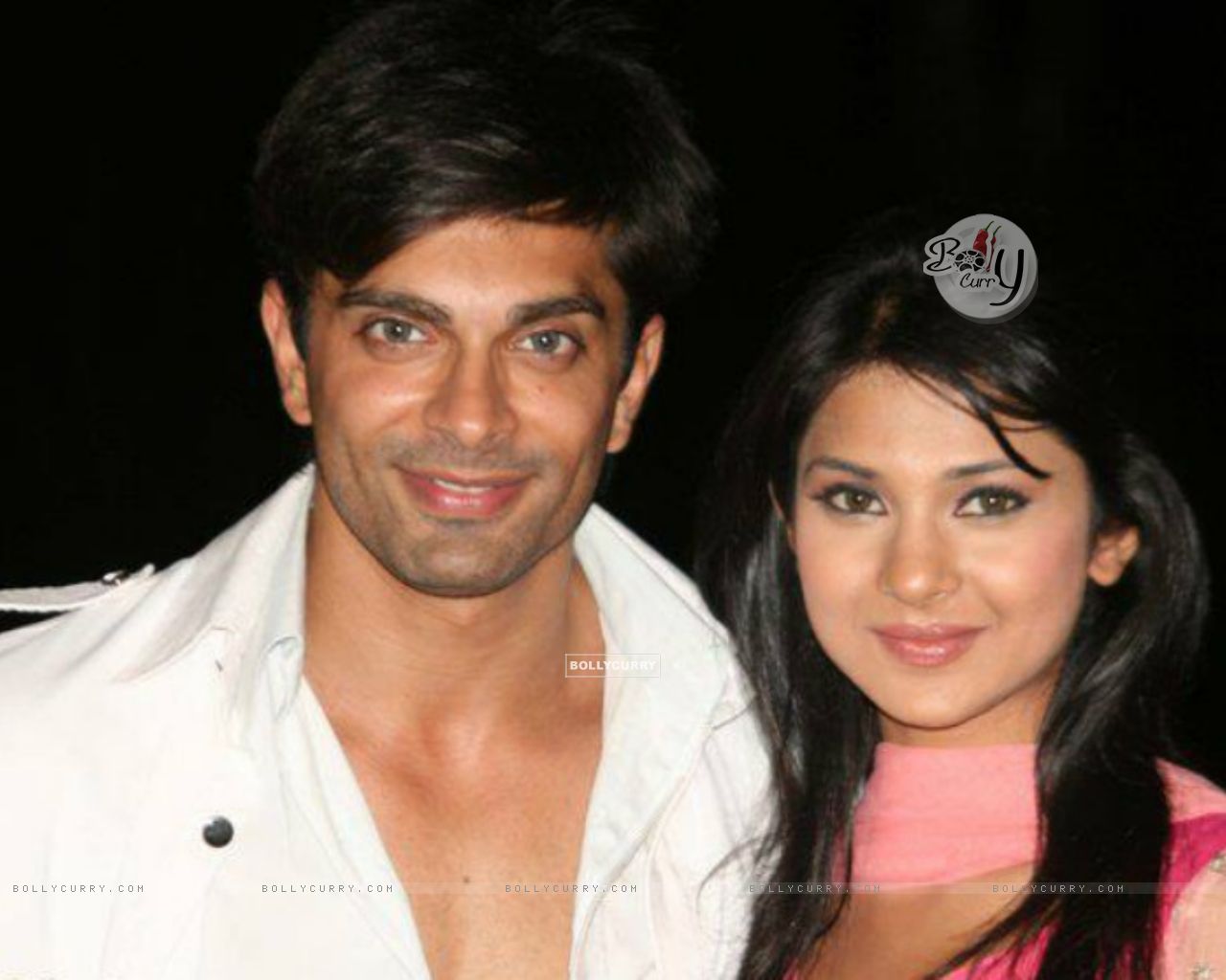 Karan Singh Grover And Jennifer Winget On The Sets - Karan Singh Grover And Jennifer Winget Marriage Video , HD Wallpaper & Backgrounds