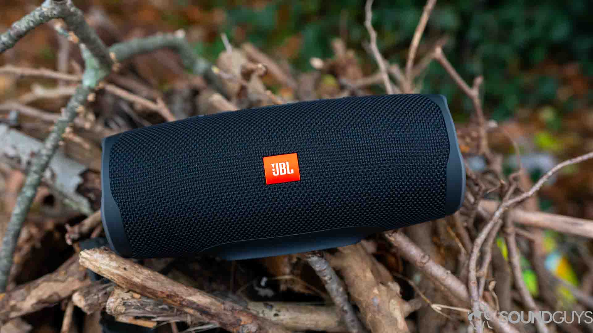 Pictured Is The Jbl Charge 4 From The Front - Jbl Charge 4 Blue , HD Wallpaper & Backgrounds