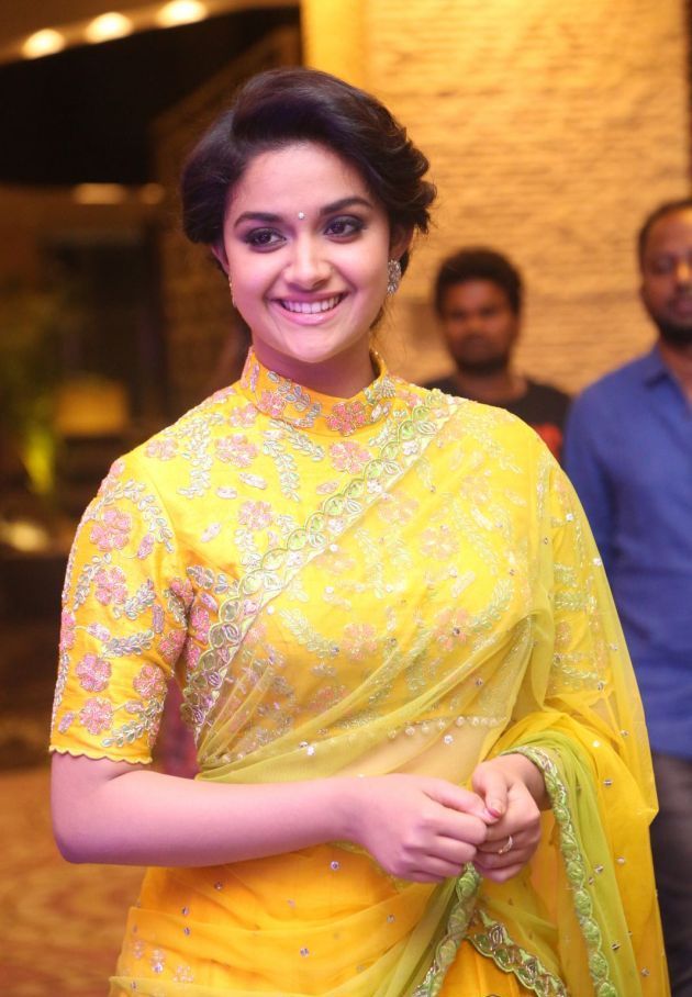 Tamil Heroine Keerthi Suresh At Remo Audio Launch Picture, - Keerti Suresh In Remo , HD Wallpaper & Backgrounds