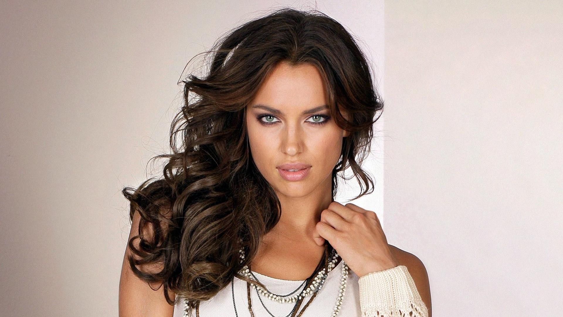 Irina Shayk Hd Wallpapers - Irina Shayk , HD Wallpaper & Backgrounds