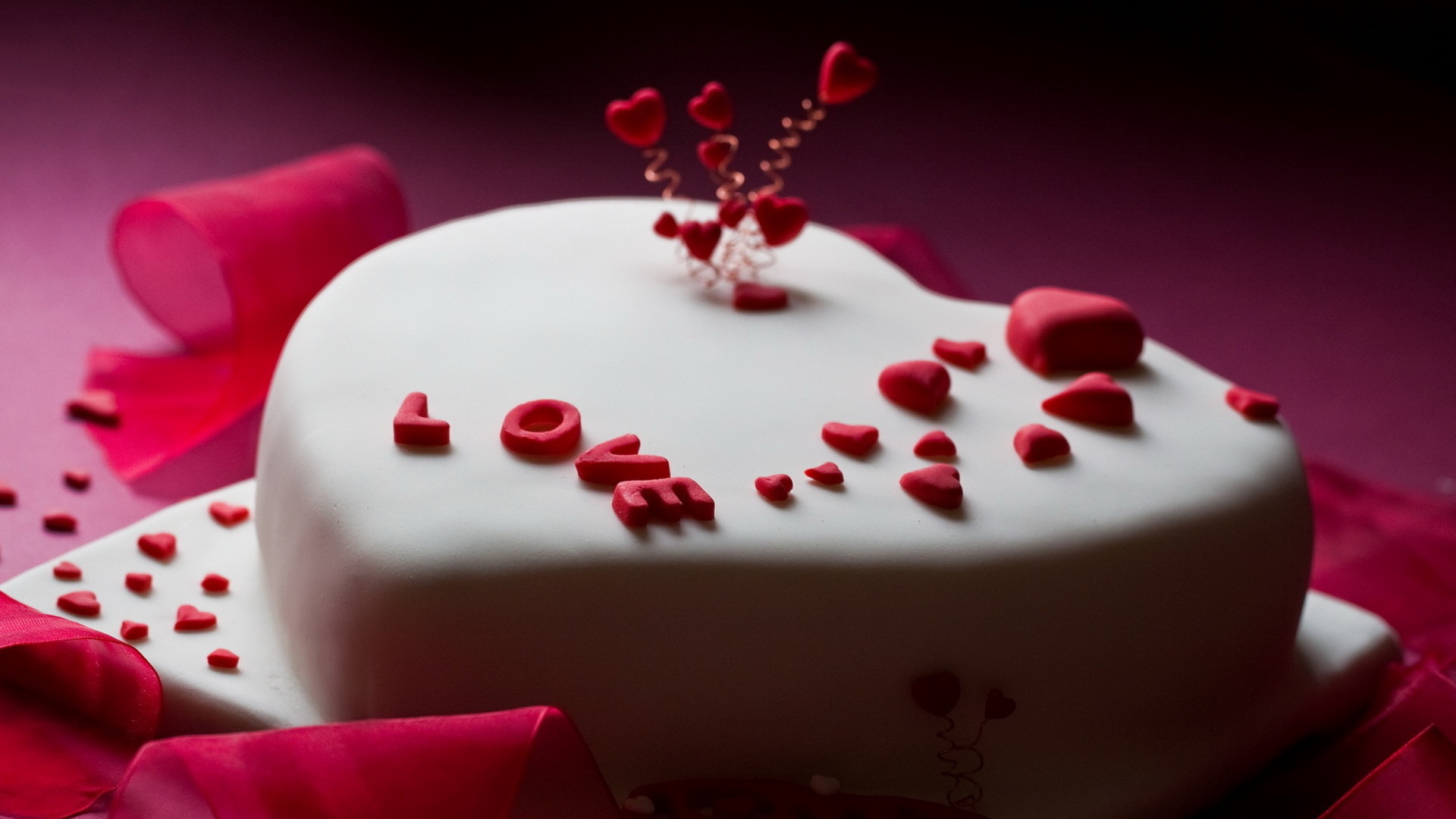Cake High Definition Wallpaper - Birthday Cake Heart Shape For Husband , HD Wallpaper & Backgrounds