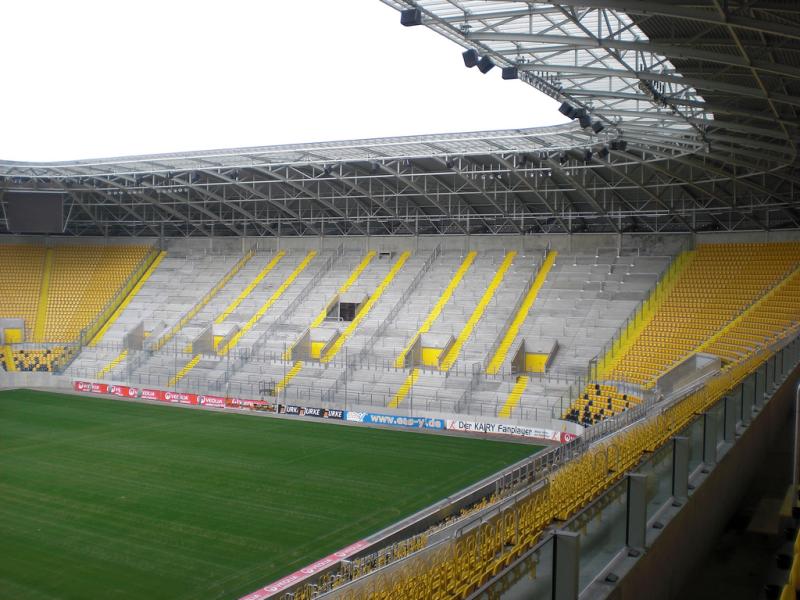 Fm17] Dynamo Dresden - Dynamo Dresden Stadium , HD Wallpaper & Backgrounds