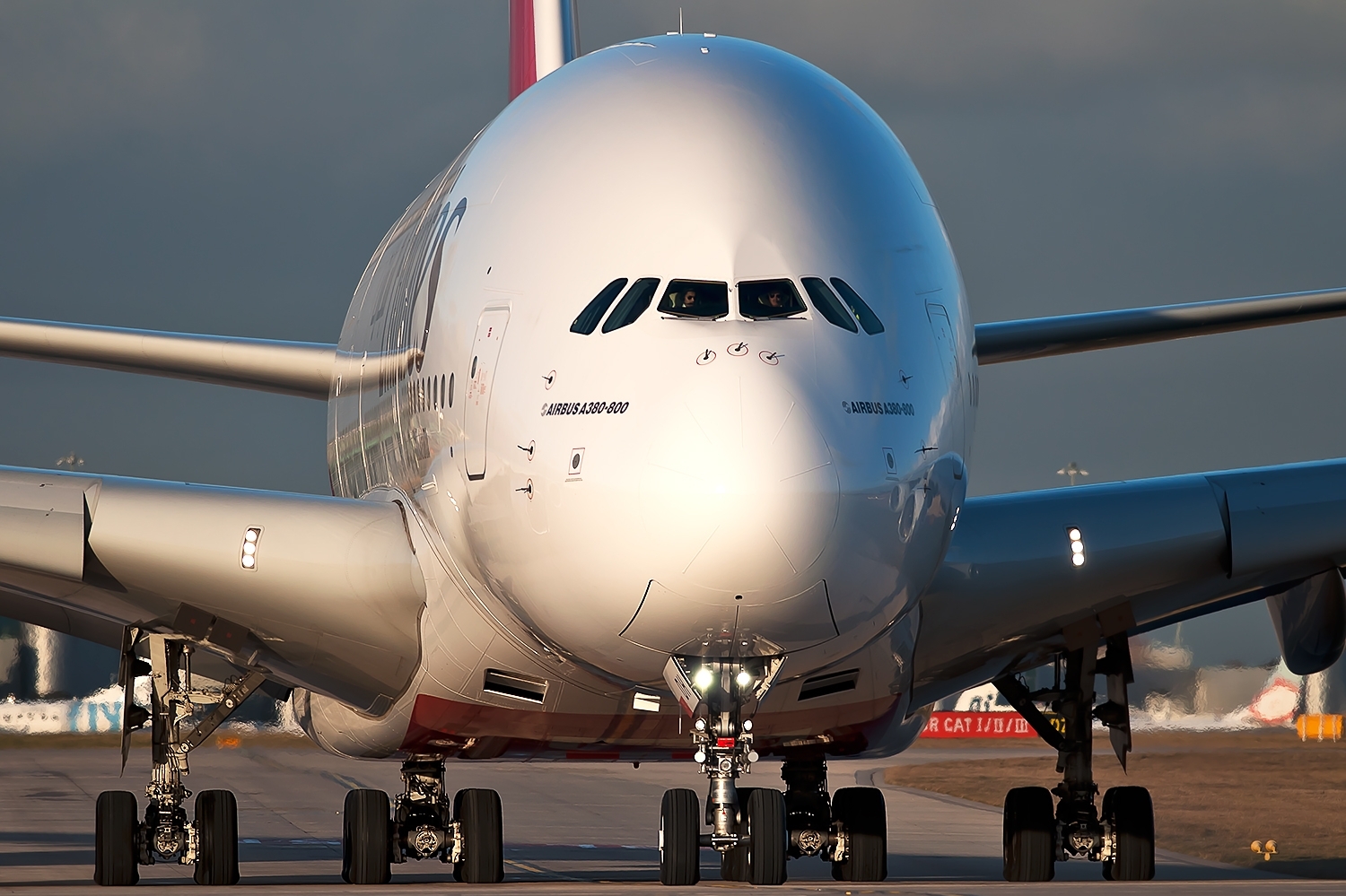 Airbus A380-800 Of Emirates While Taxiing Aircraft - Airbus A380 800 , HD Wallpaper & Backgrounds