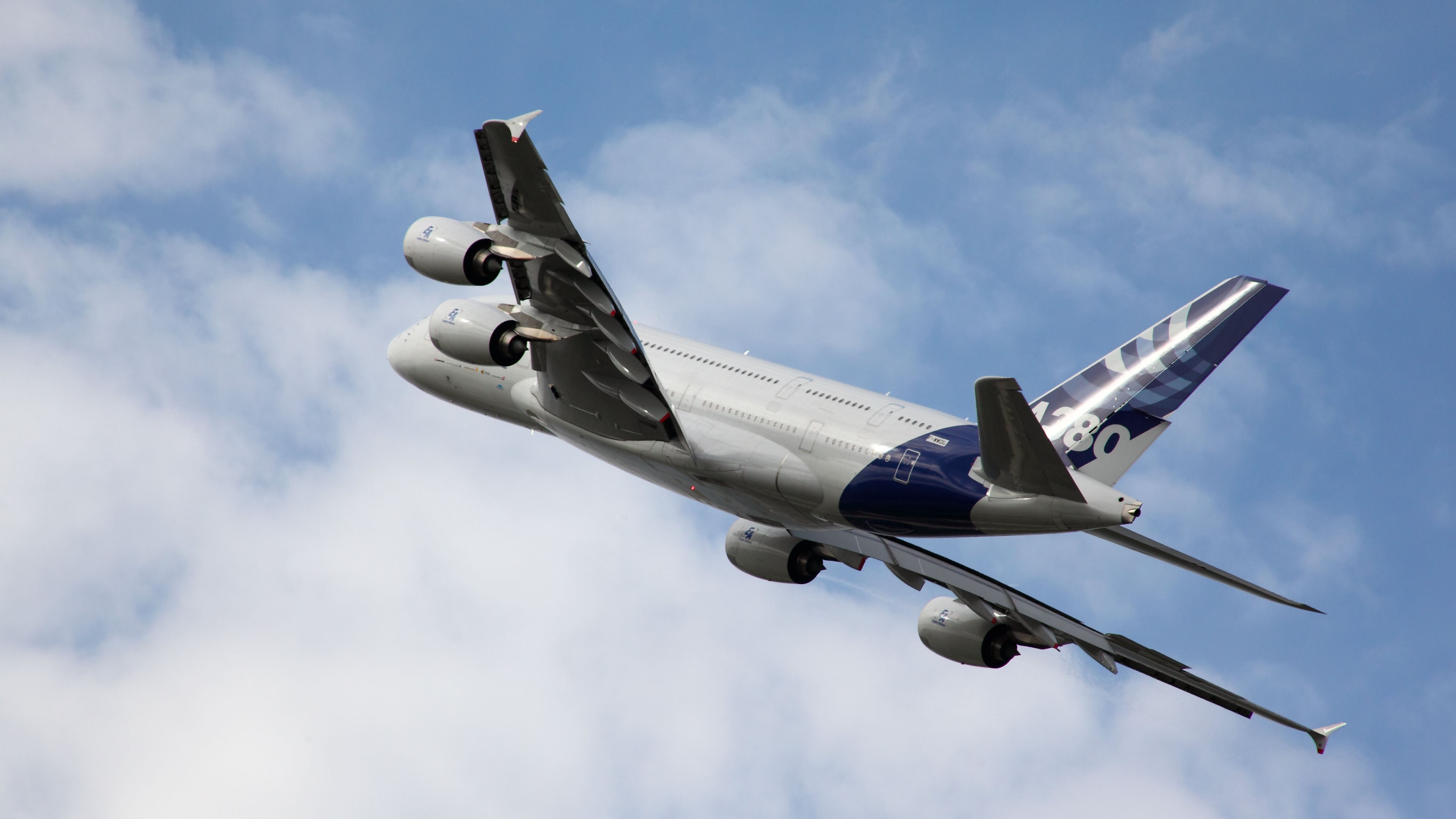 Source - 4 - Bp - Blogspot - Com - Report - Airbus - Boeing 747-8 , HD Wallpaper & Backgrounds