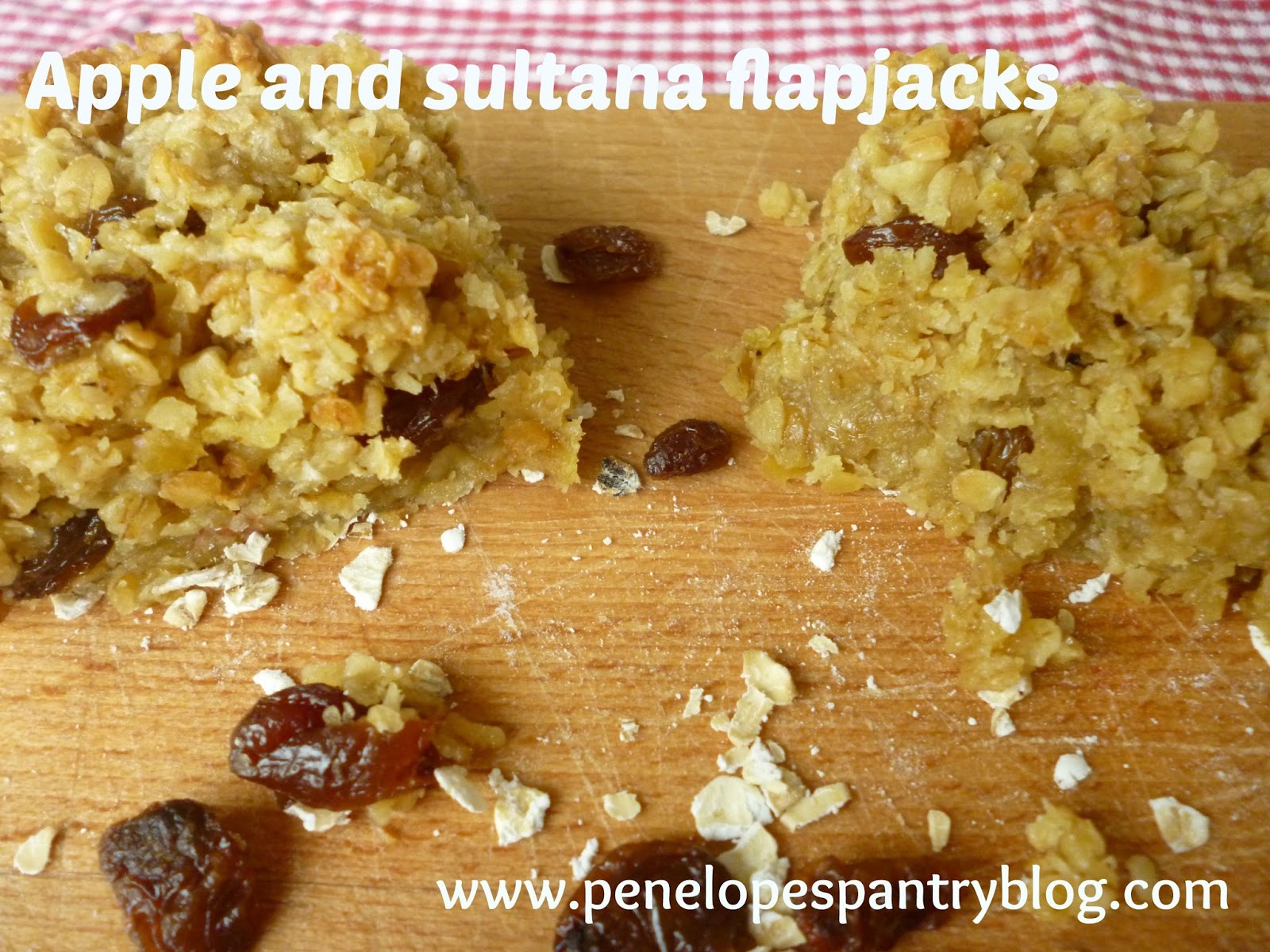 Chewy Apple And Sultana Flapjacks, Dairy Free, Recipe - Snack Cake , HD Wallpaper & Backgrounds