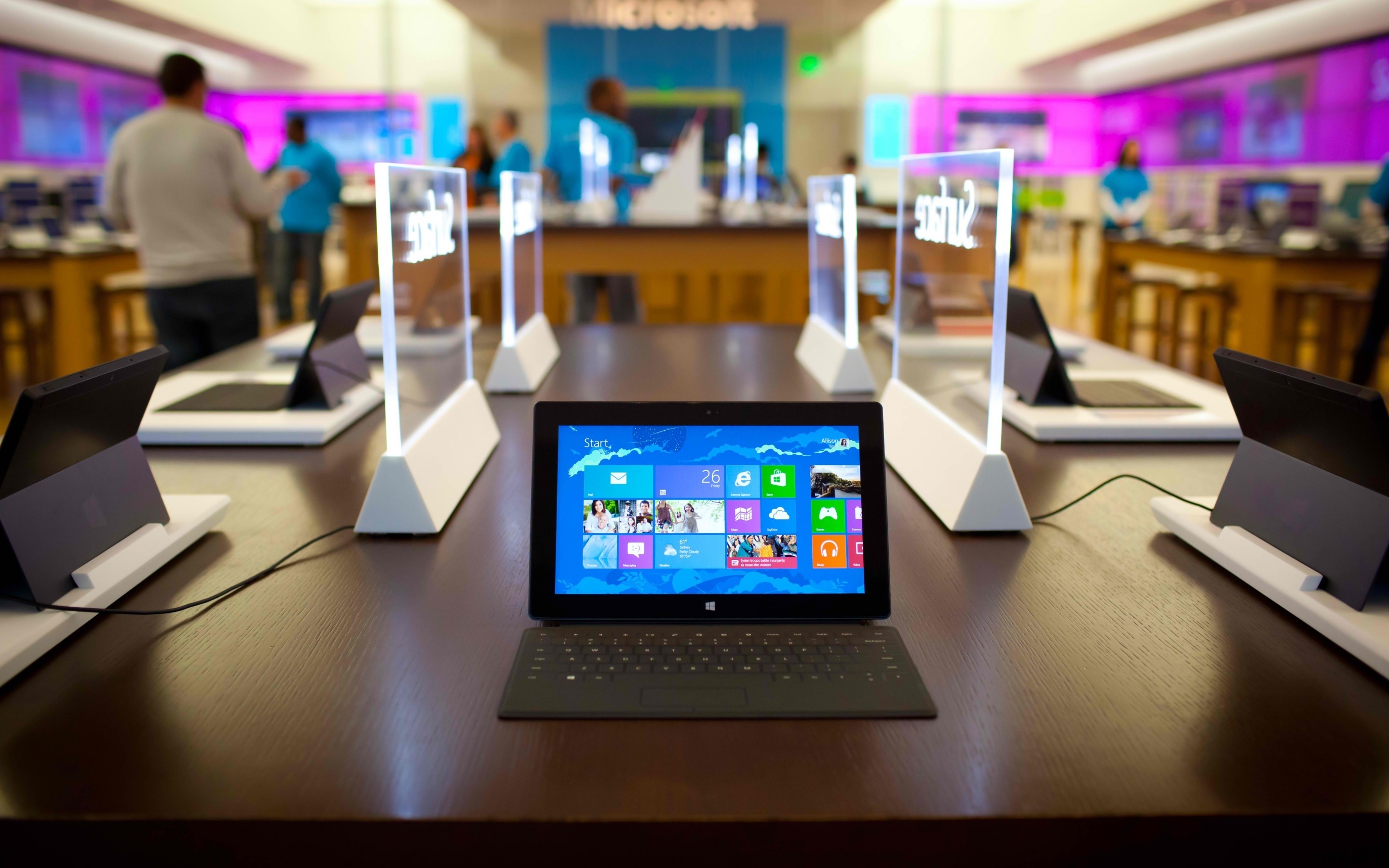 Microsoft Surface Pro Windows 8 Tablet Wallpaper - Microsoft Store Bethesda , HD Wallpaper & Backgrounds