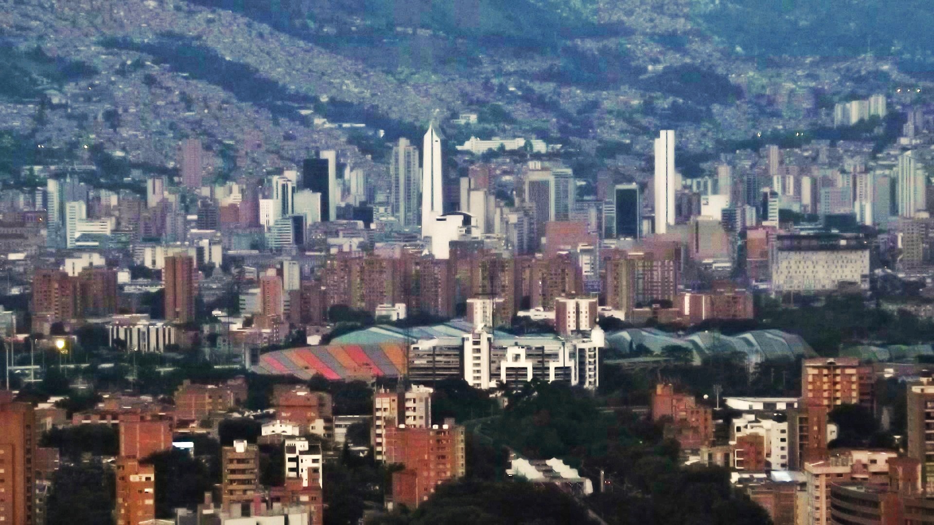 Medellín, Colombia, Is Lauded As One Of The World's - Panorama De Medellin , HD Wallpaper & Backgrounds