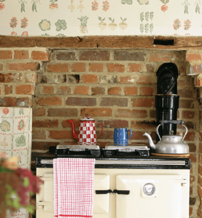 Traditional Kitchen Wallpaper Kitchen Designs - Wall Paper Design For Kitchen , HD Wallpaper & Backgrounds