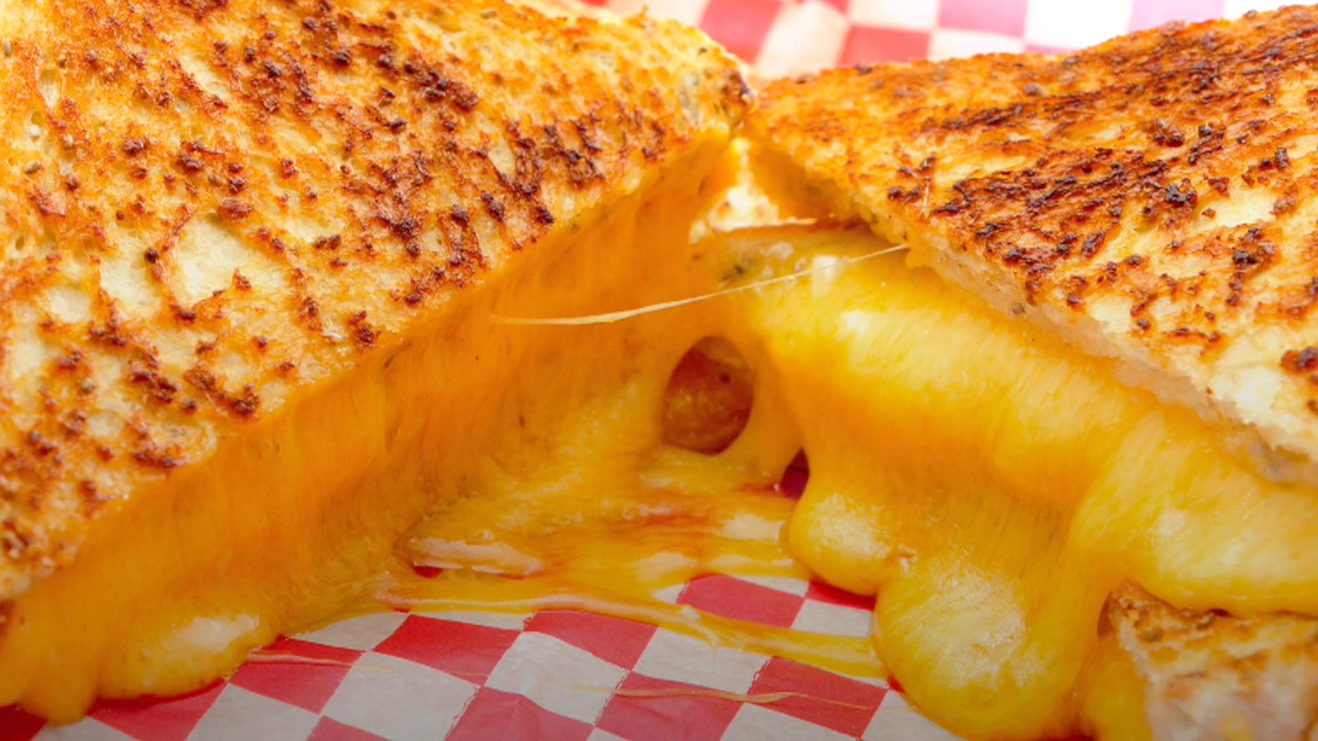 Extra Cheesy Grilled Cheese Sandwich , HD Wallpaper & Backgrounds