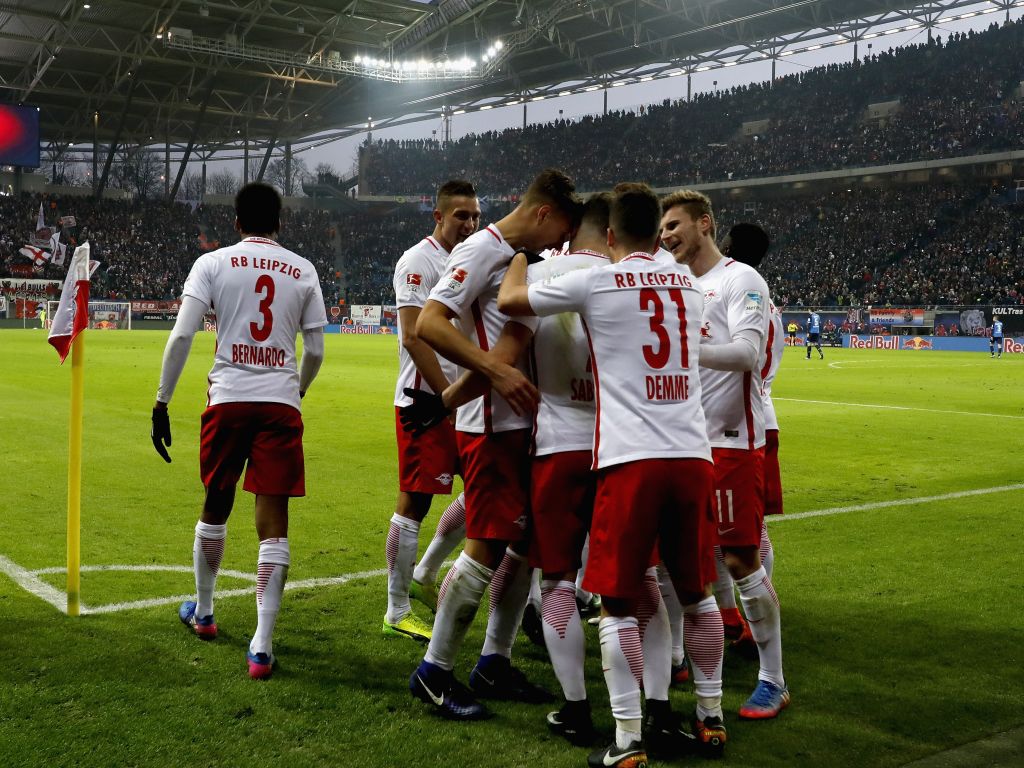 Rb Leipzig Too Strong For Köln - Huddle , HD Wallpaper & Backgrounds