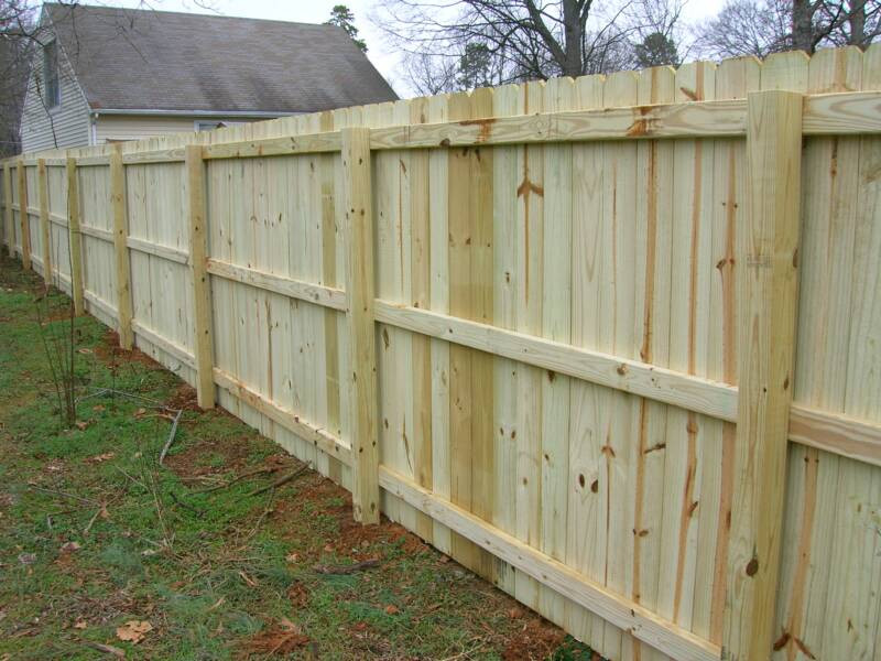 Fences Unique Privacy Fences Designs Hd Wallpaper Home - Basic Wood Privacy Fence , HD Wallpaper & Backgrounds