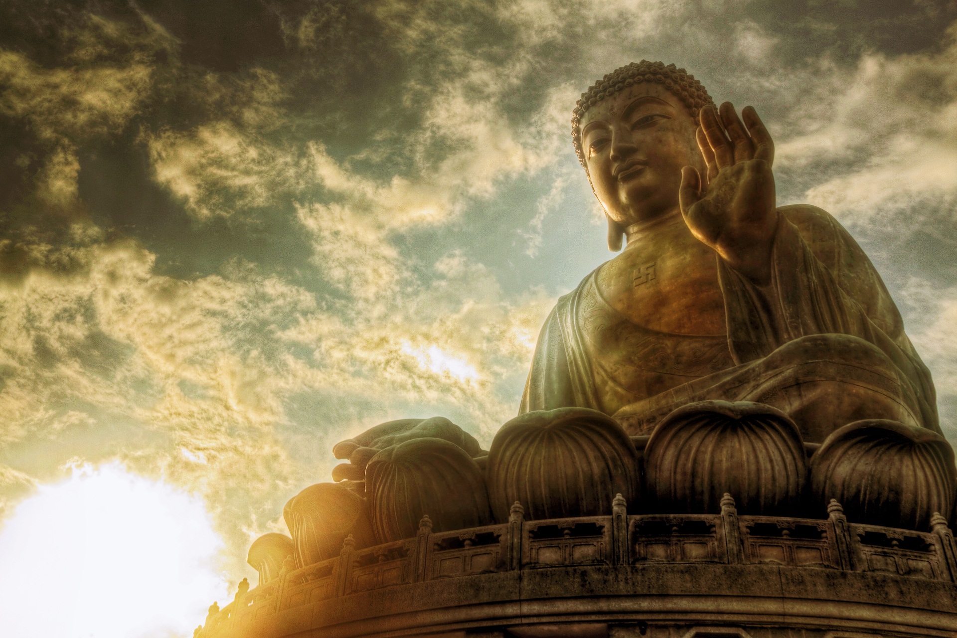 Beautiful Buddha Hd Wallpaper, Tian Tan Buddha, Lantau - Teaching Of Lord Buddha , HD Wallpaper & Backgrounds