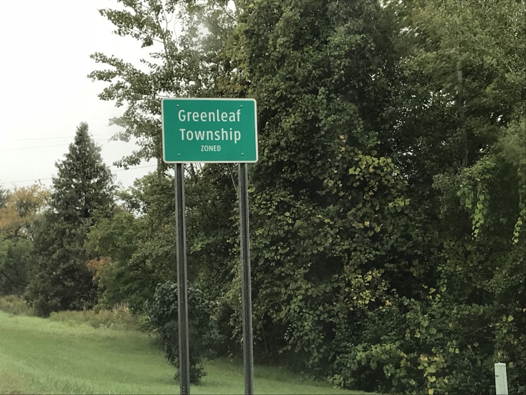 Dalton & Tomich Plc Guides Greenleaf Township, Michigan - Traffic Sign , HD Wallpaper & Backgrounds