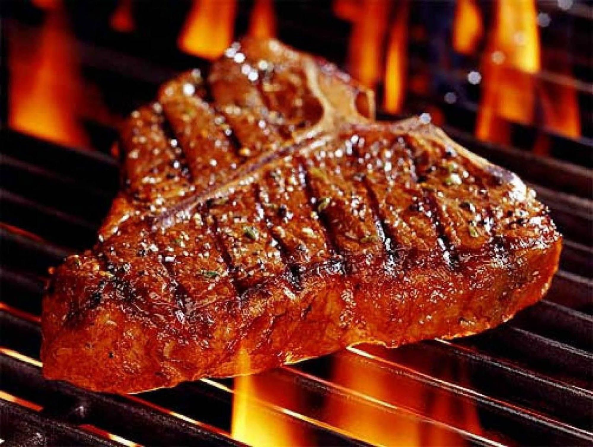 Barbecue Wallpaper - T Bone Steak , HD Wallpaper & Backgrounds