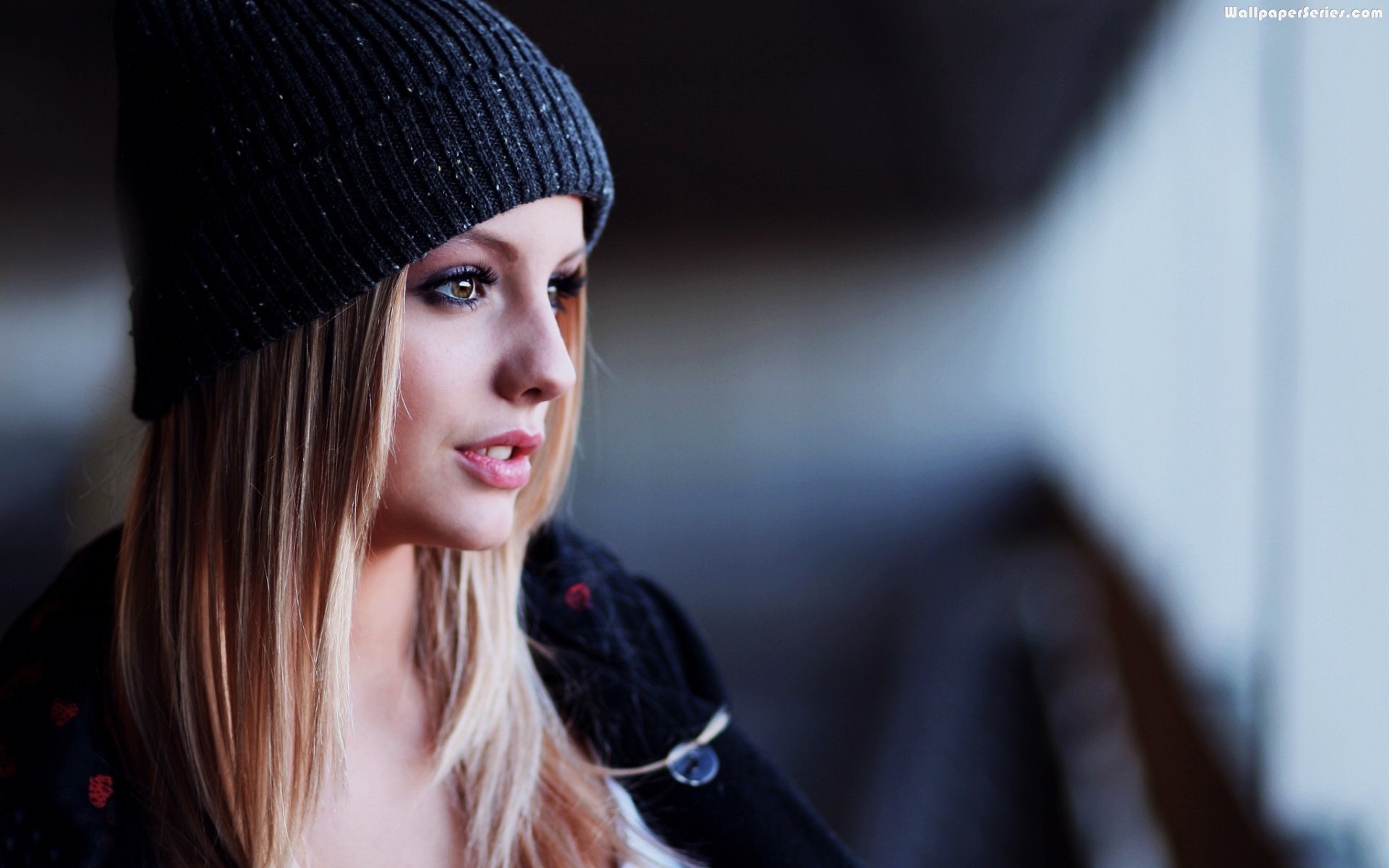 Girl With Hat - Girl Wearing Winter Cap , HD Wallpaper & Backgrounds