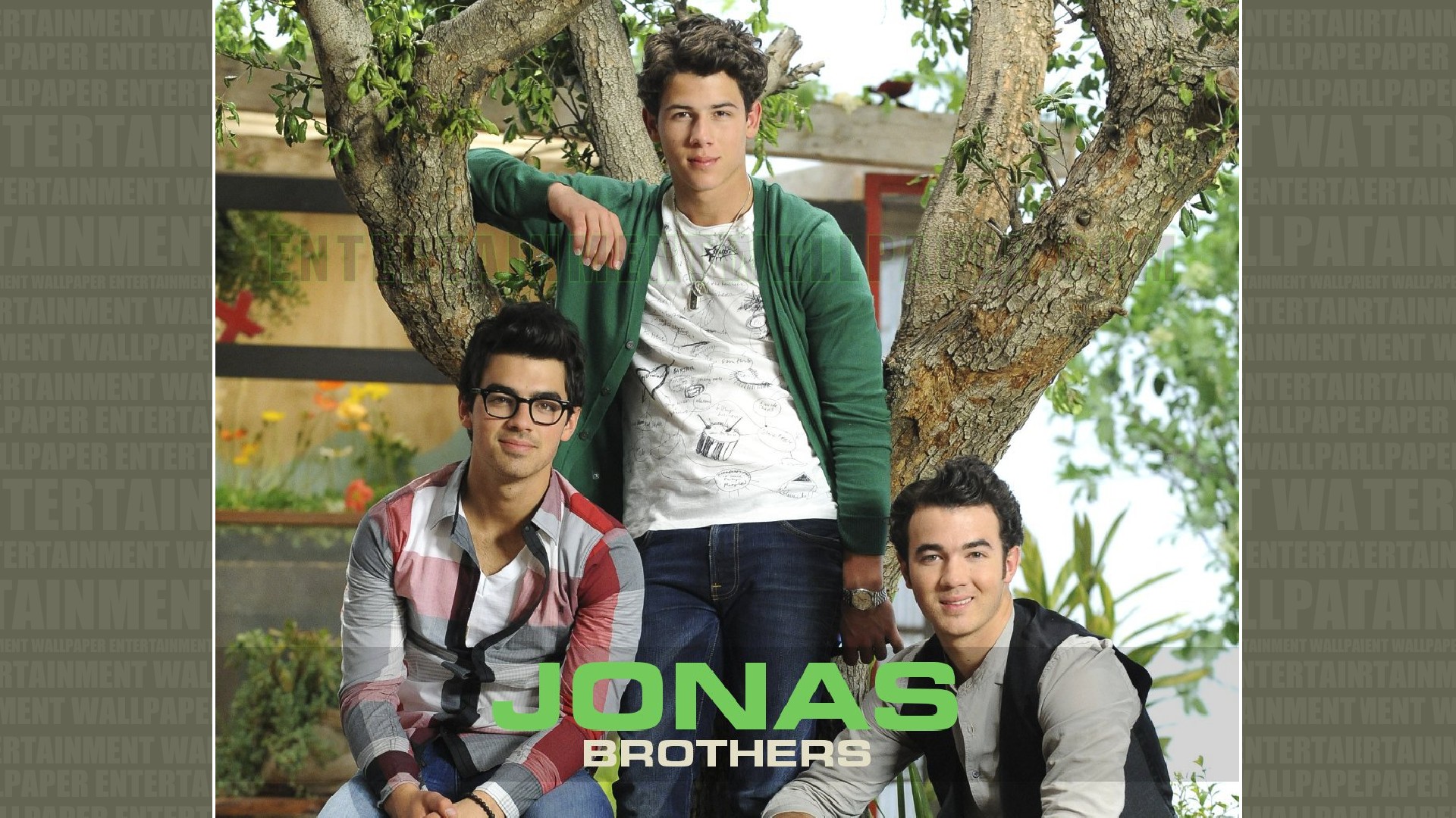 Jonas Brothers Wallpaper - Jonas Brothers Friends For Change , HD Wallpaper & Backgrounds