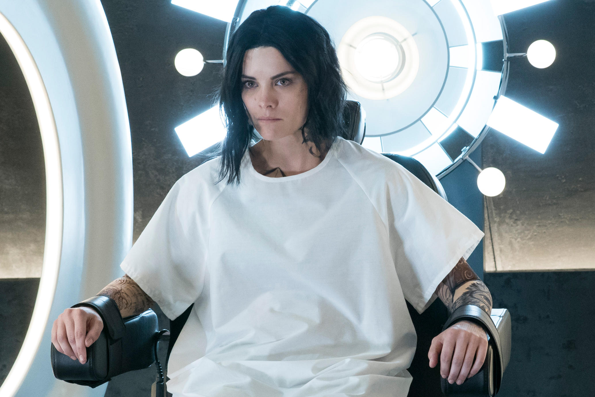Download Blindspot Season 2 Jaimie Alexander Hd Wallpapers Jane Doe