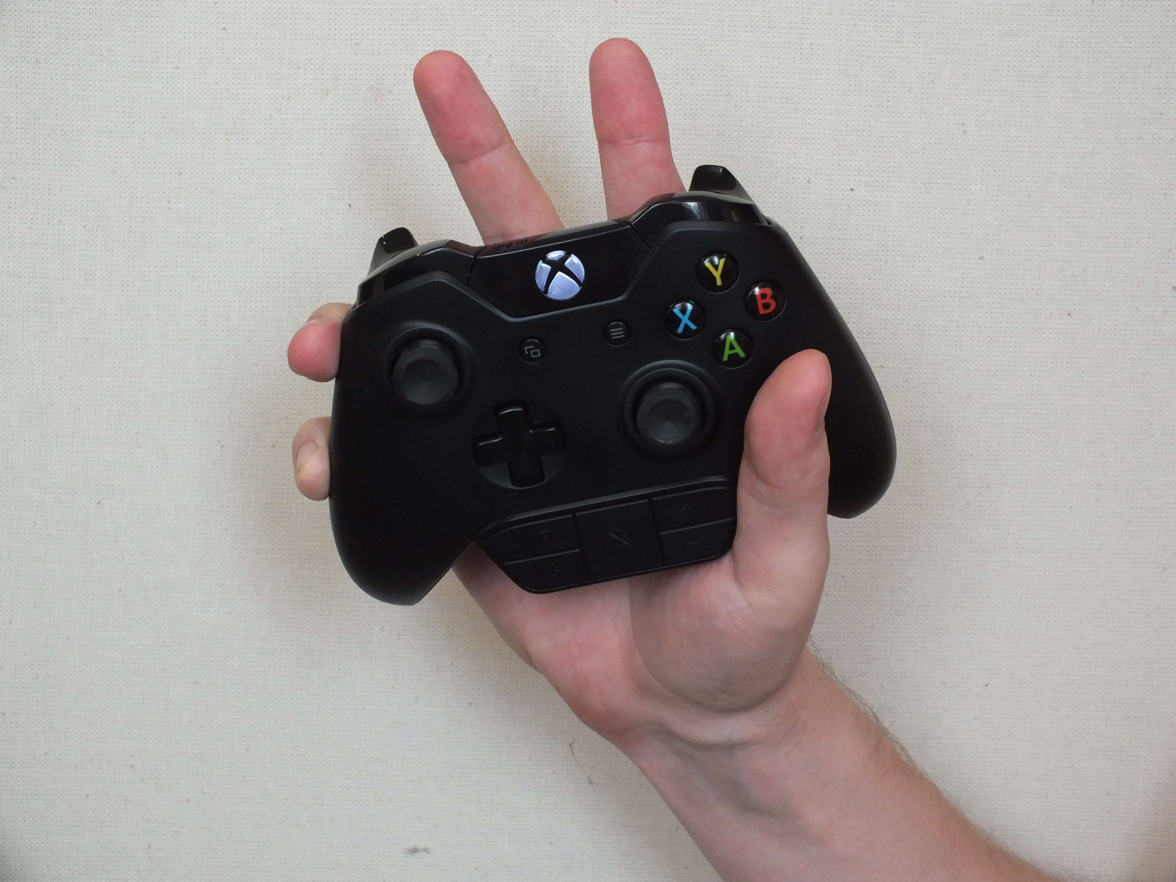 Controller, Game Controller, Gamepad, Hand, Xbox, Xbox - Xbox Controller In Hand , HD Wallpaper & Backgrounds
