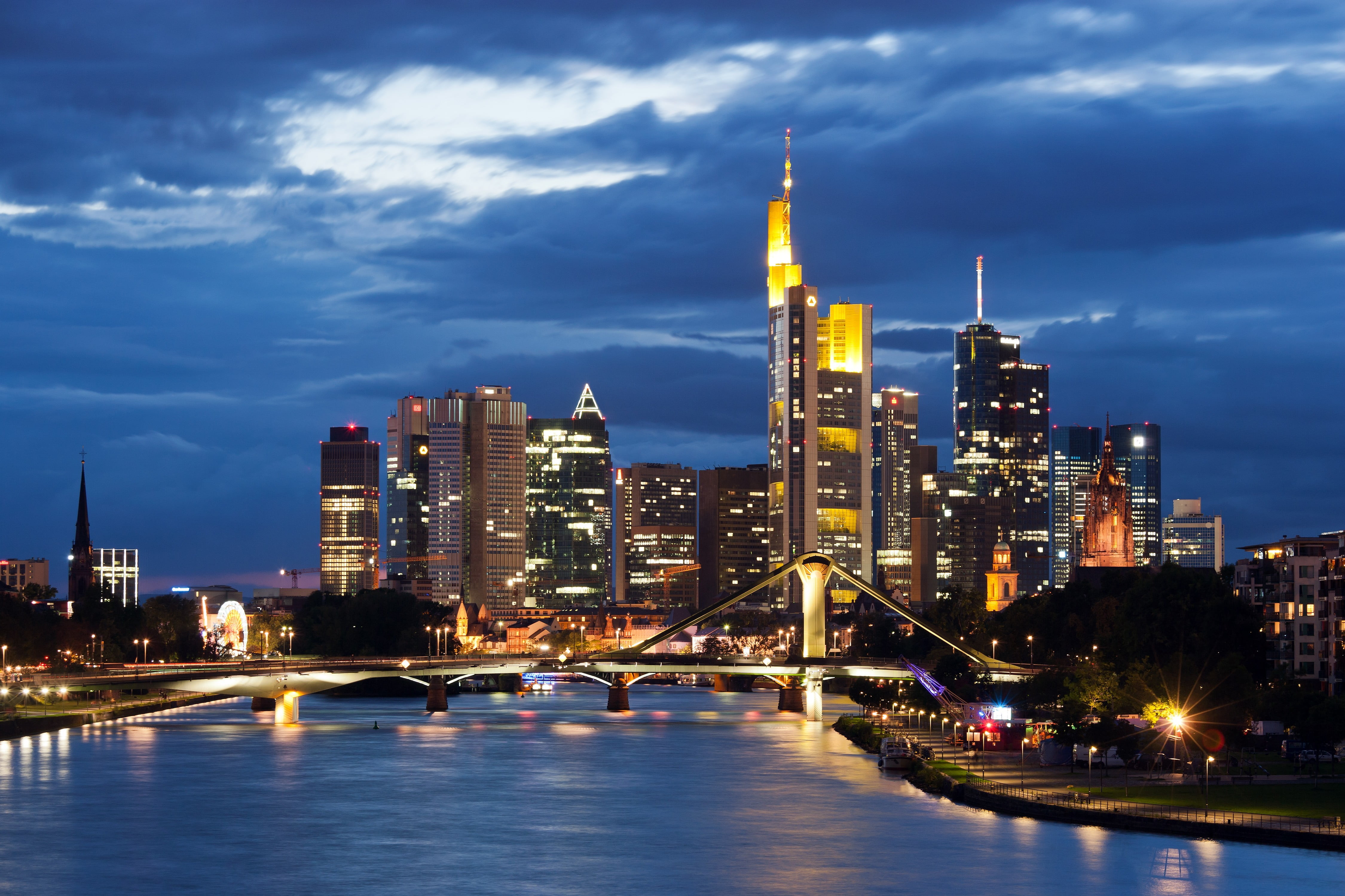City Buildings, Cityscape, Frankfurt, Germany Hd Wallpaper - New Delhi City Night , HD Wallpaper & Backgrounds