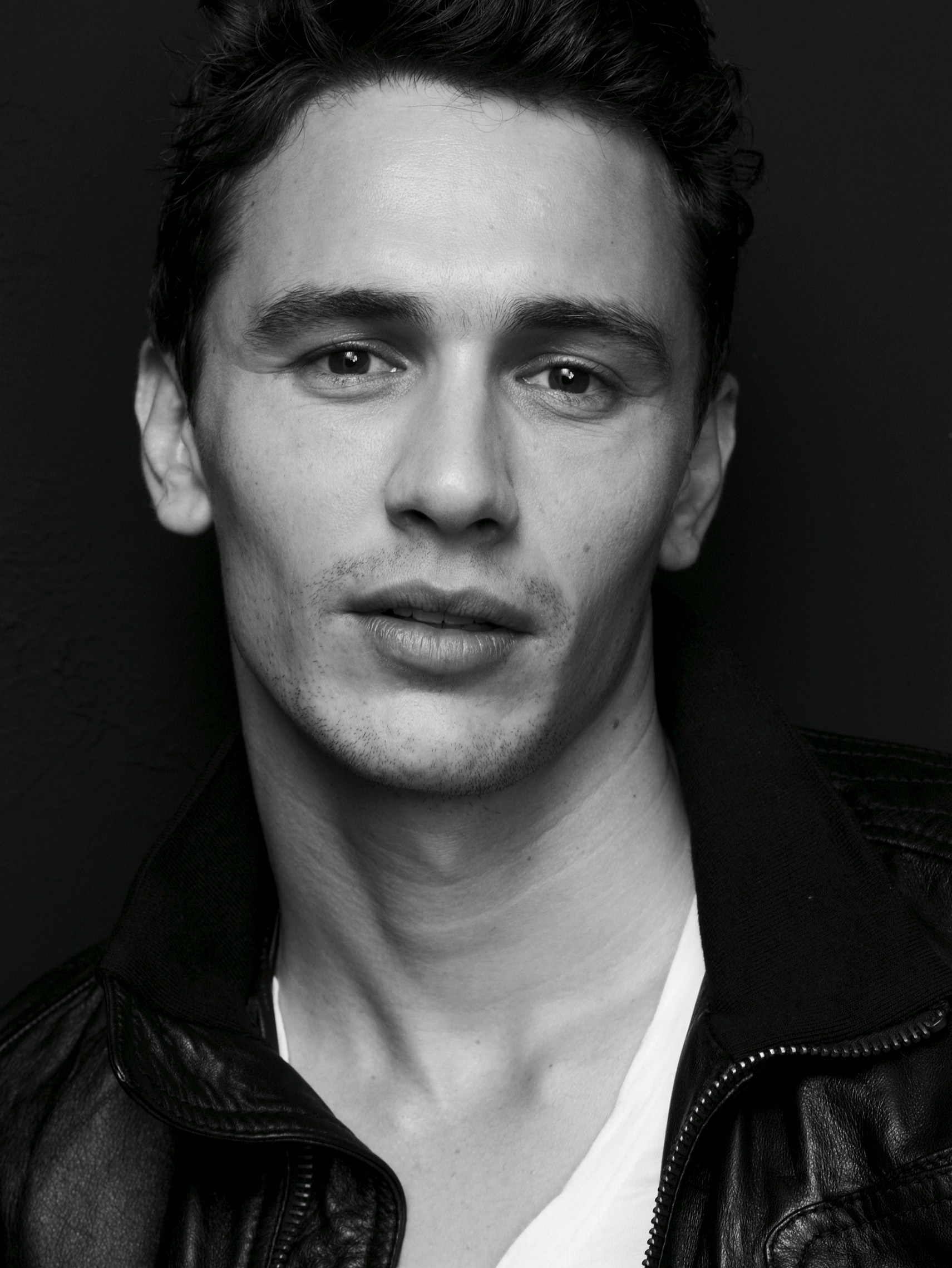 James Franco With A Black Background , HD Wallpaper & Backgrounds