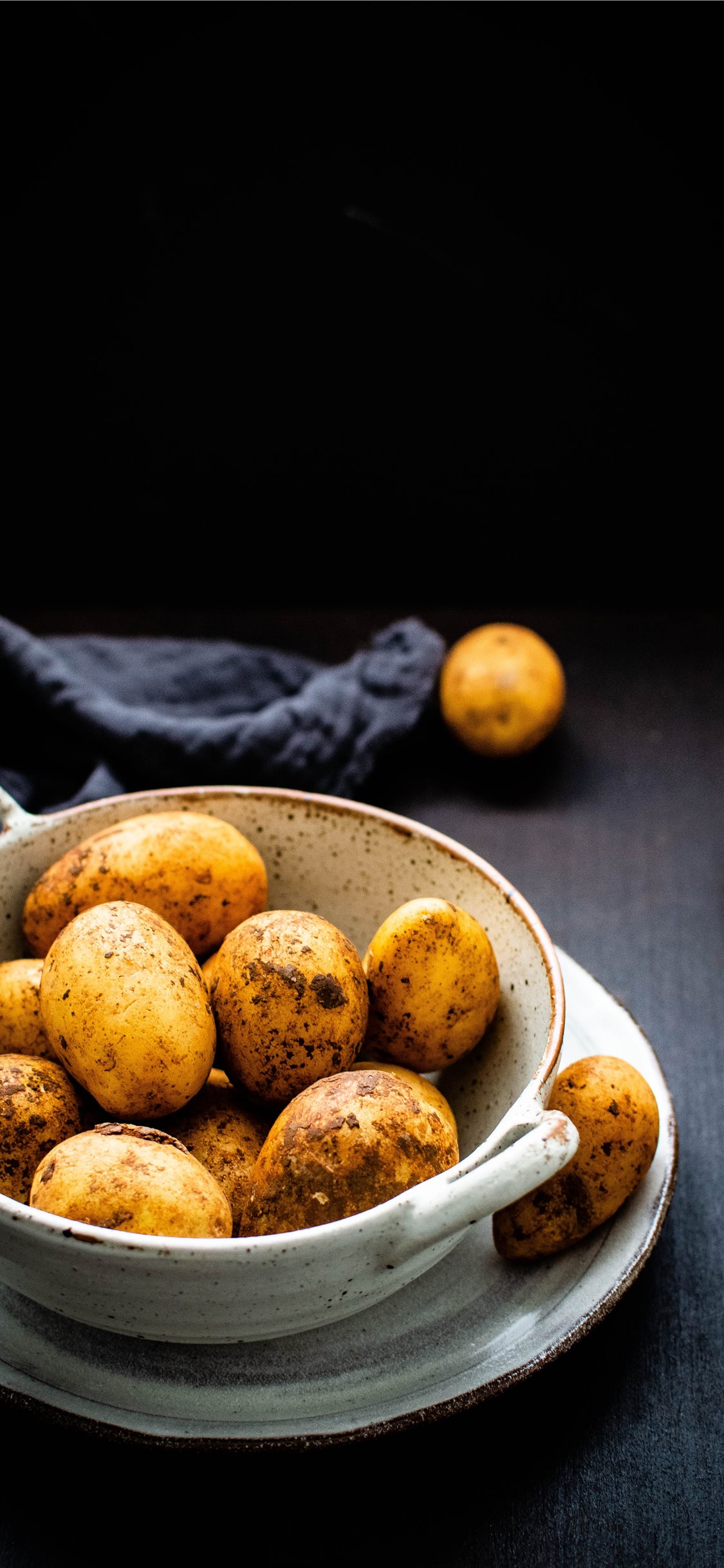 Potato Bowl Iphone X Wallpaper - Potato , HD Wallpaper & Backgrounds