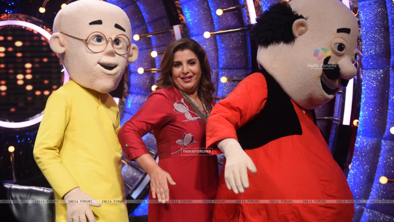 Farah Khan Met Motu Patlu And Shook Legs Size - Fun , HD Wallpaper & Backgrounds