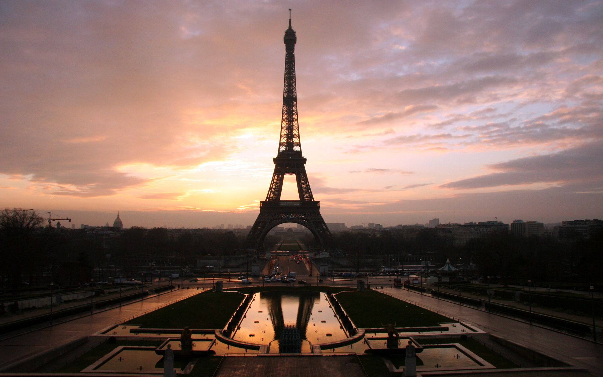 Magnificent Wallpapers Group - Eiffel Tower , HD Wallpaper & Backgrounds