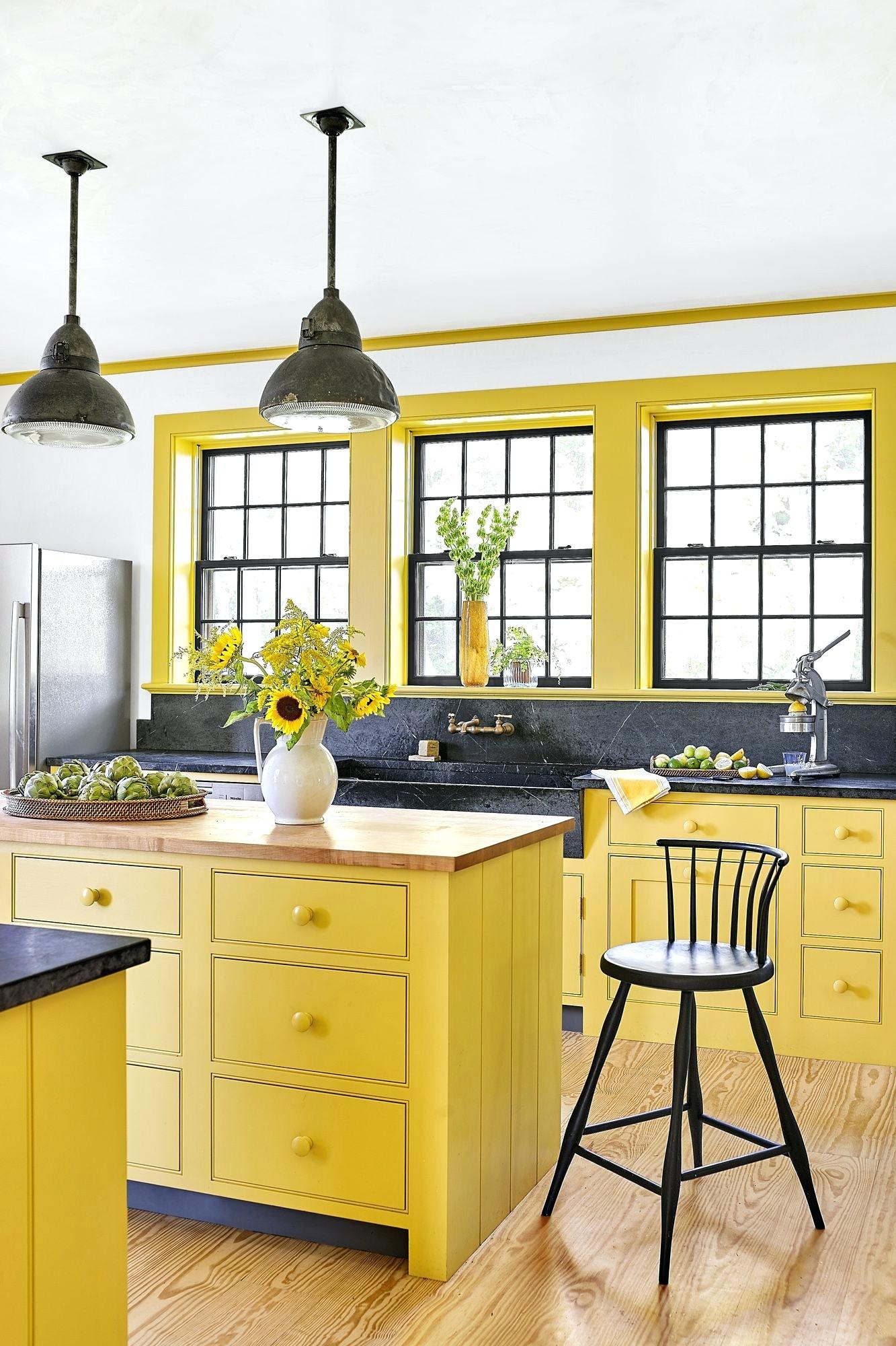 Snug - Decorate A Yellow Kitchen , HD Wallpaper & Backgrounds