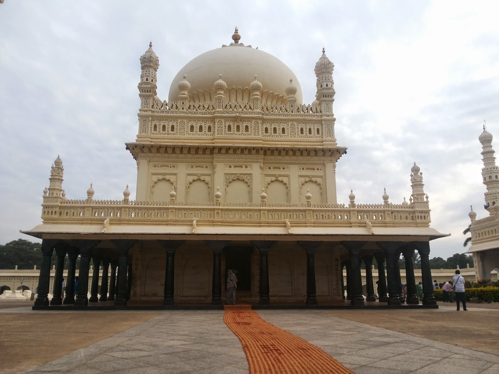 Tomb Of Tipu Sultan - Tipu Sultan Mausoleum , HD Wallpaper & Backgrounds