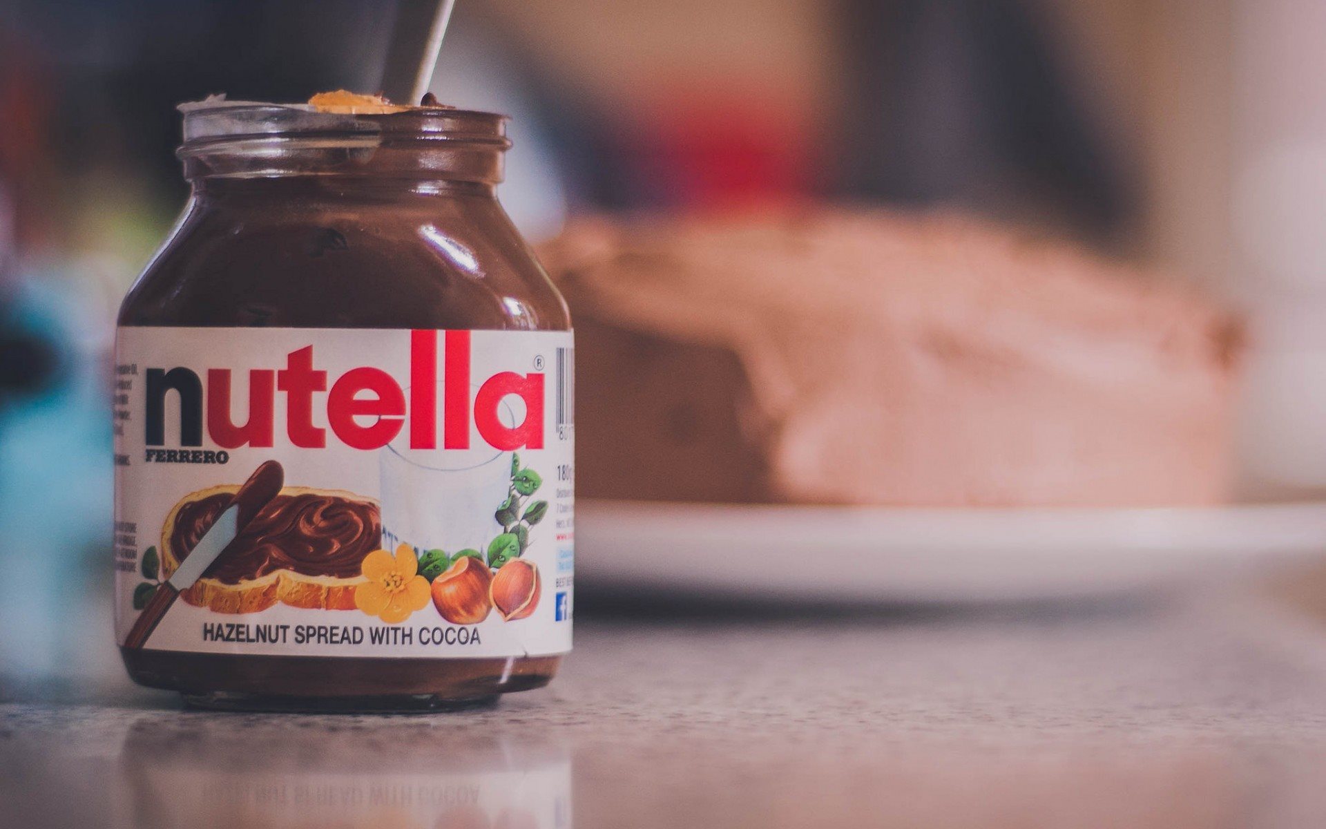 Download Wallpapers A Jar Of Nutella, Nutella For Desktop - Hazelnut Nutella , HD Wallpaper & Backgrounds