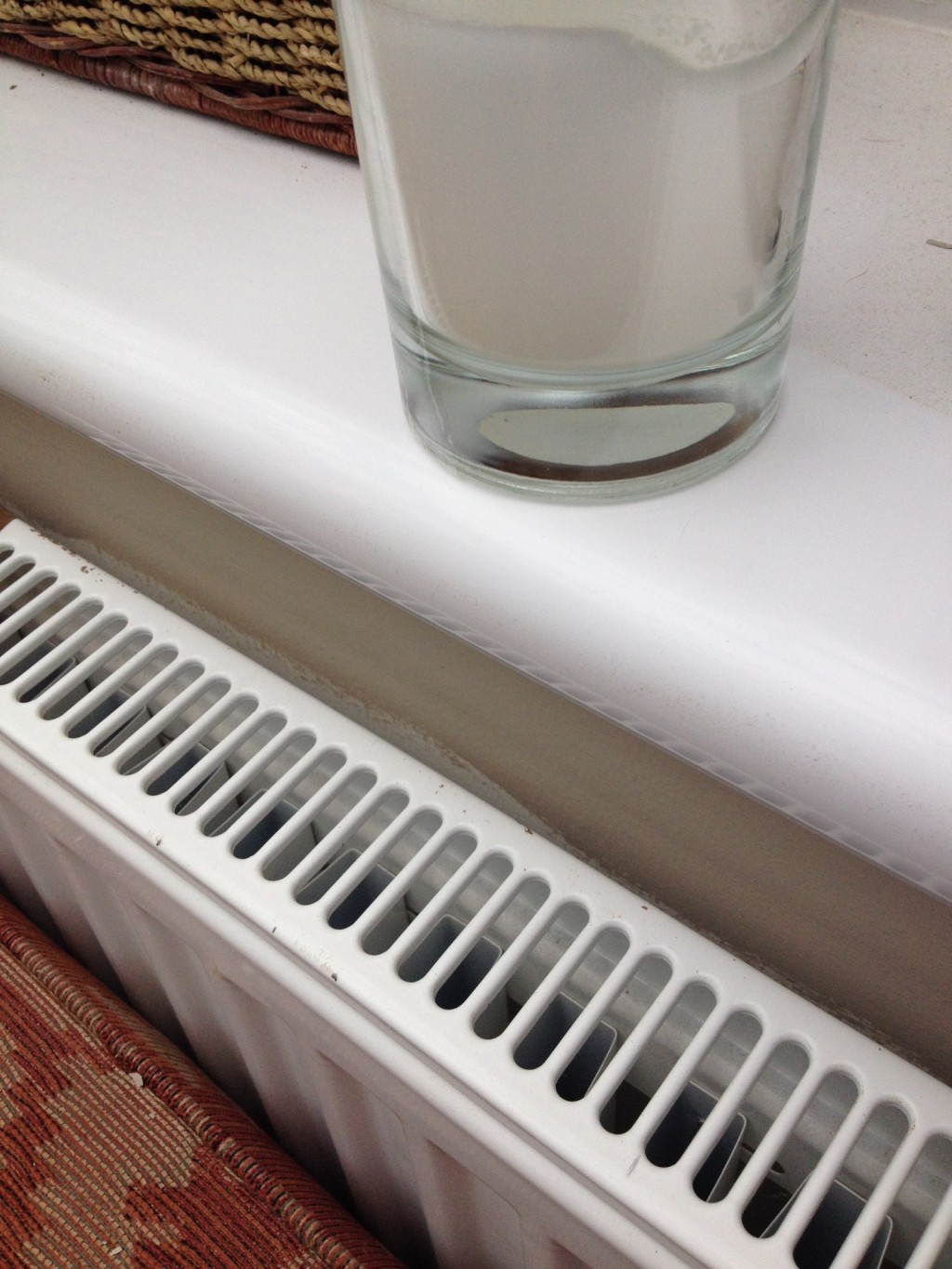 How To Paint Behind A Radiator, Into Tight Gaps, Or - Hemp Milk , HD Wallpaper & Backgrounds