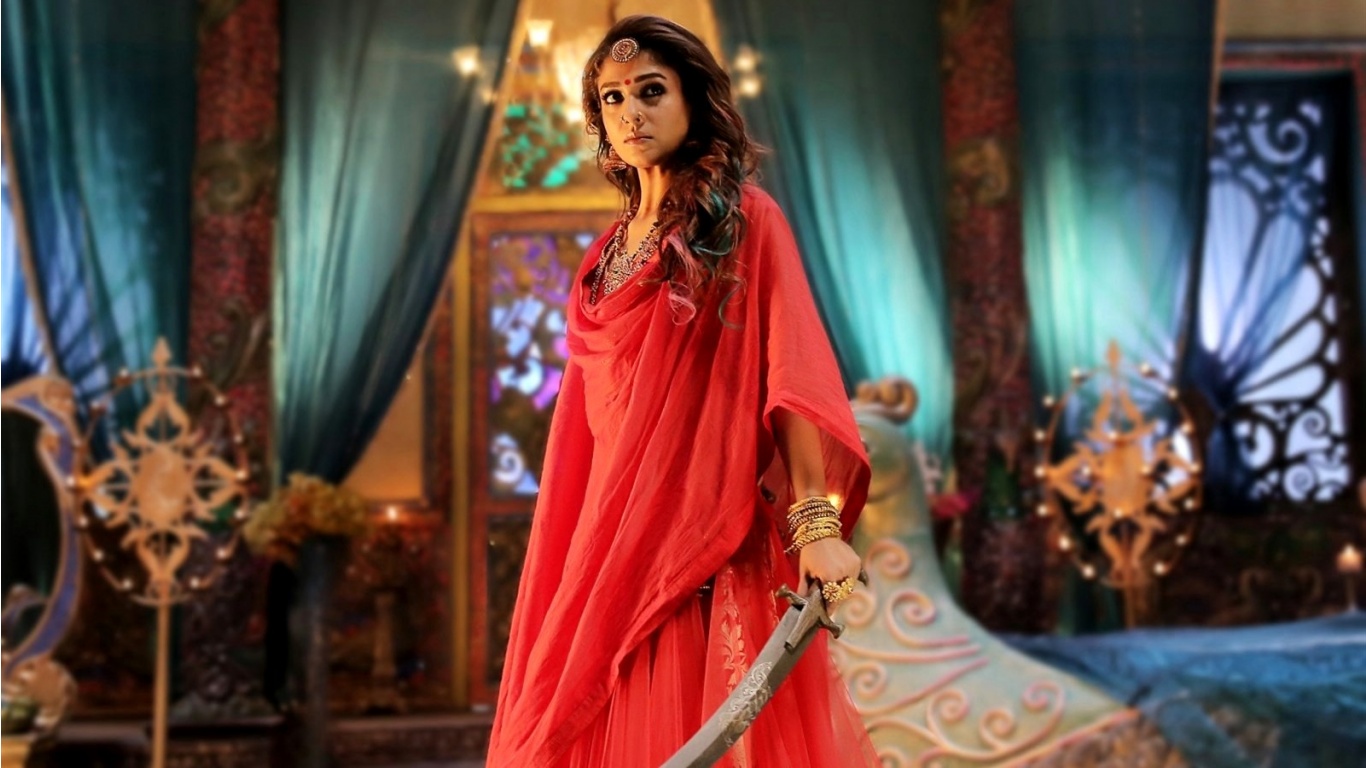 Kashmora Nayanthara First Look - Nayanthara In Kaashmora Song , HD Wallpaper & Backgrounds