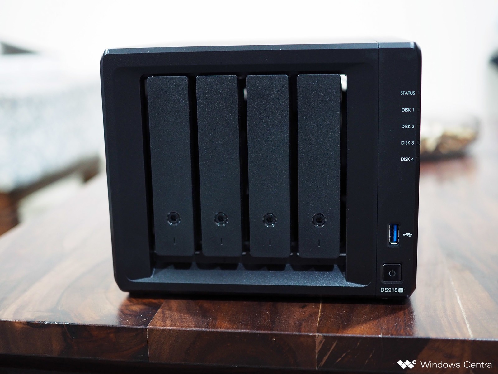 Synology Diskstation Ds918 - Synology Ds918+ , HD Wallpaper & Backgrounds
