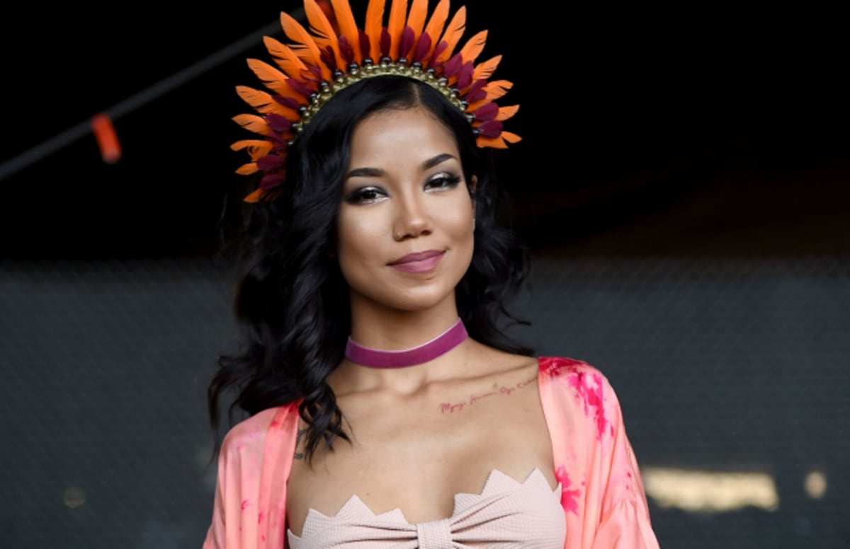 Jhene Aiko Talks Big Sean Tattoo, The Loss Of Her Brother - Jheńe Aiko , HD Wallpaper & Backgrounds
