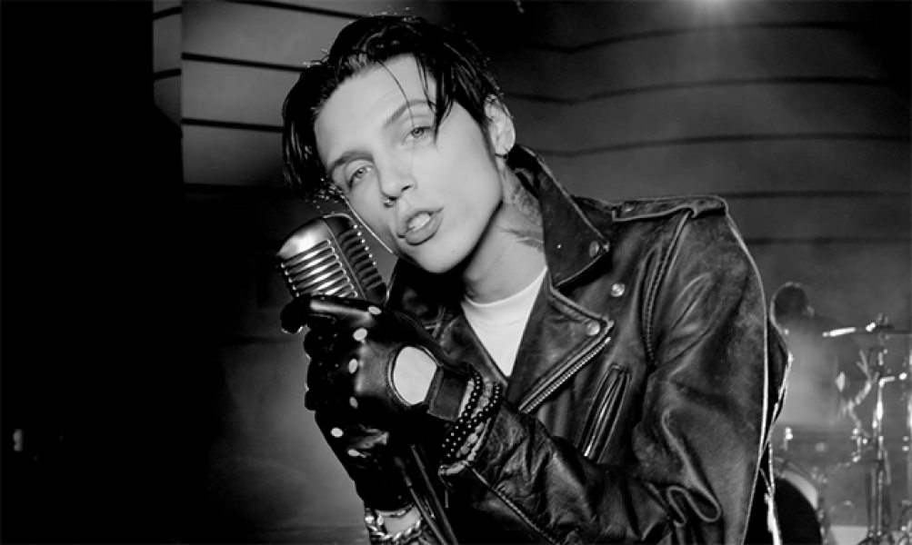Andy Black Has Posted A Video For 'we Don't Have To - Andy Biersack , HD Wallpaper & Backgrounds