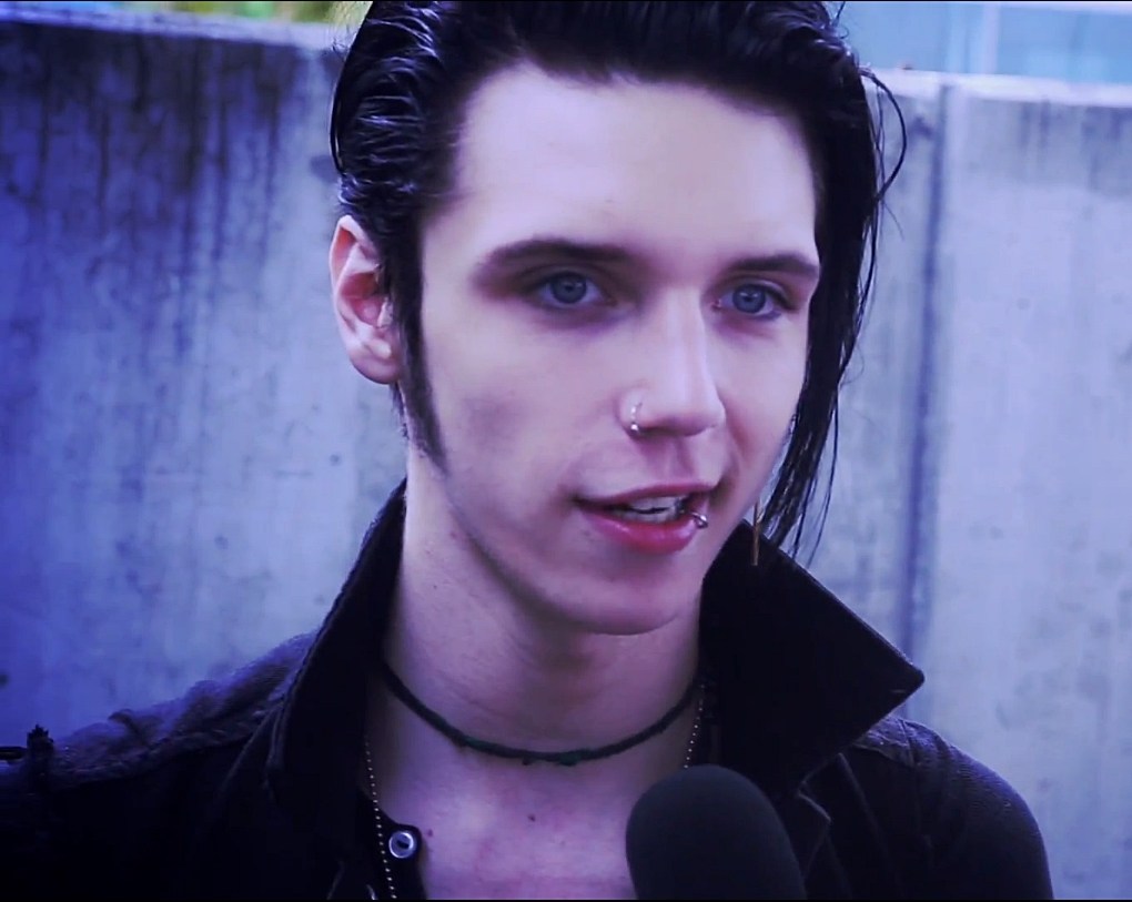 Andy Biersack Images 3 3andy Hd Wallpaper And Background - Black Veil Brides Andy Biersack New Haircut , HD Wallpaper & Backgrounds