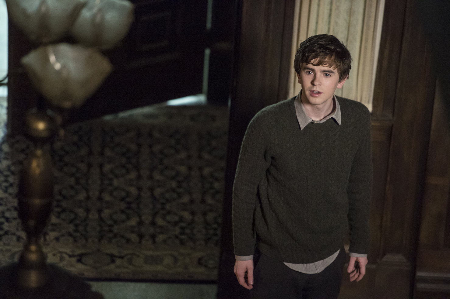 [watch] 'bates Motel' Season 5 Trailer Deadline - Freddie Highmore Bates Motel Season 6 , HD Wallpaper & Backgrounds