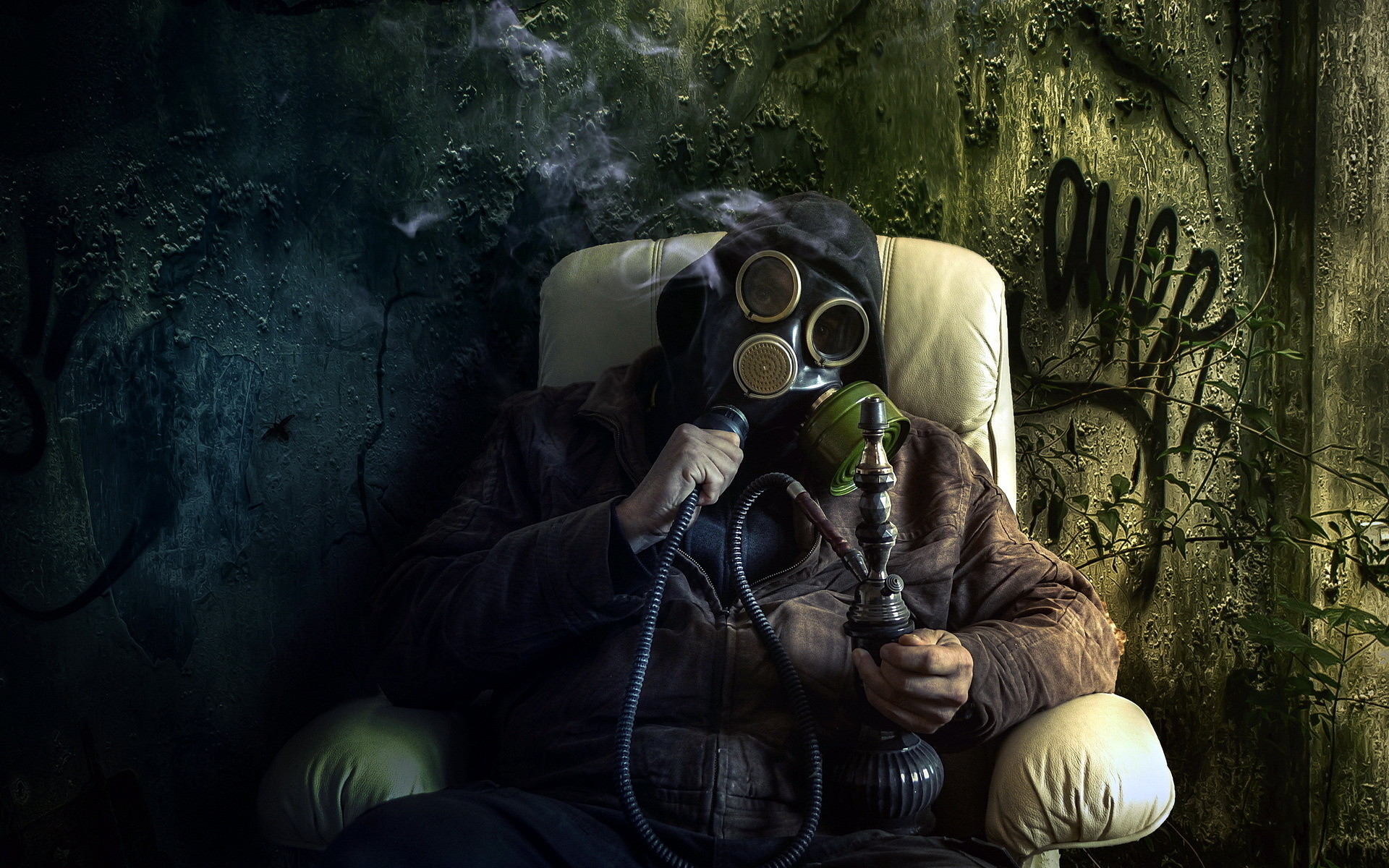 Download Anarchy Marijuana Ween Bong 420 Gas Mask Dark - Drugs Wallpaper Hd , HD Wallpaper & Backgrounds